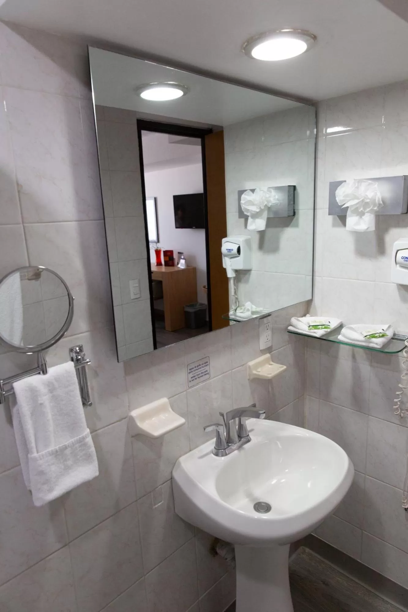 Bathroom in Best Western Plus Gran Hotel Centro Historico