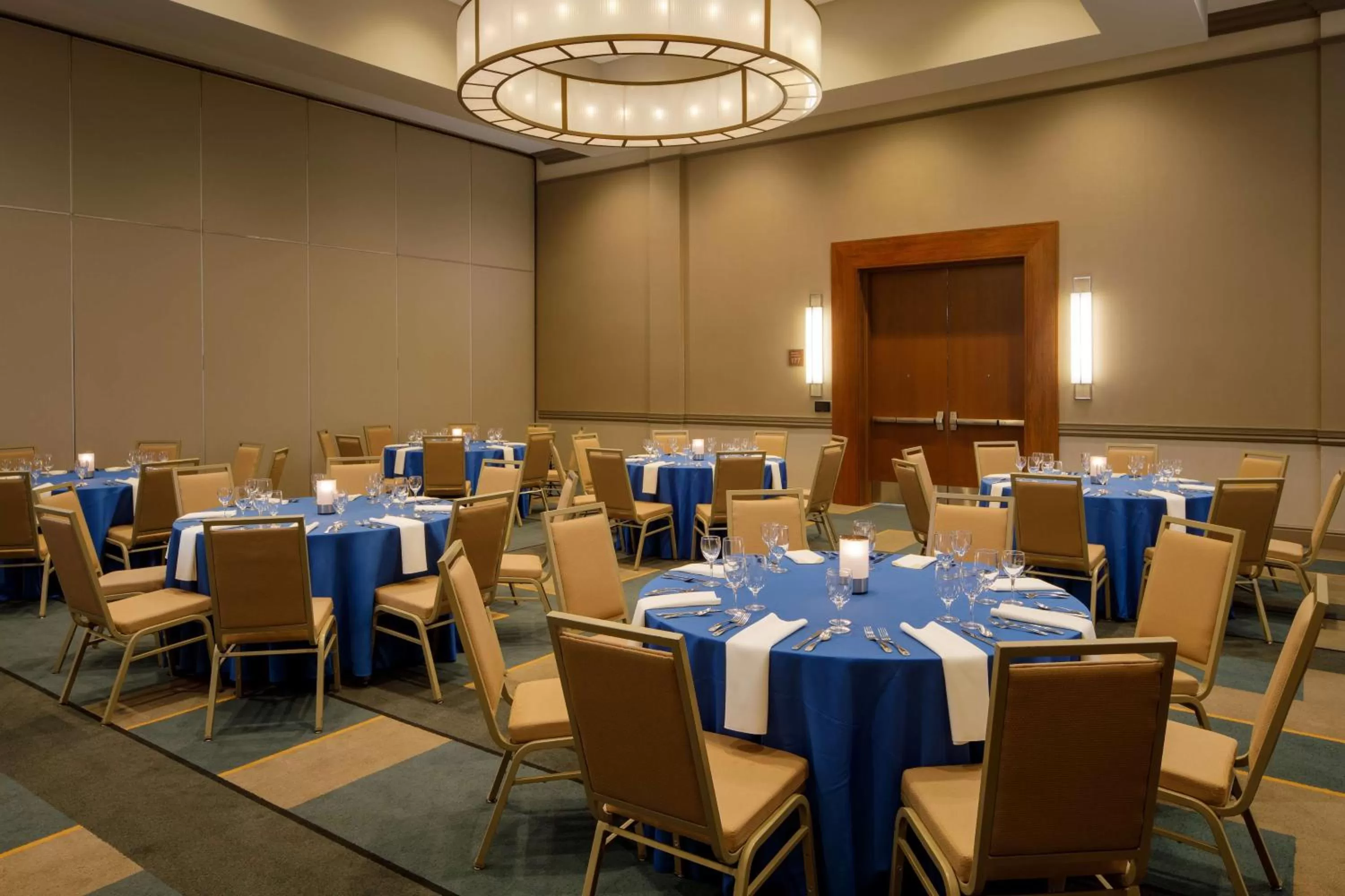 Meeting/conference room in DoubleTree by Hilton Pittsburgh - Cranberry