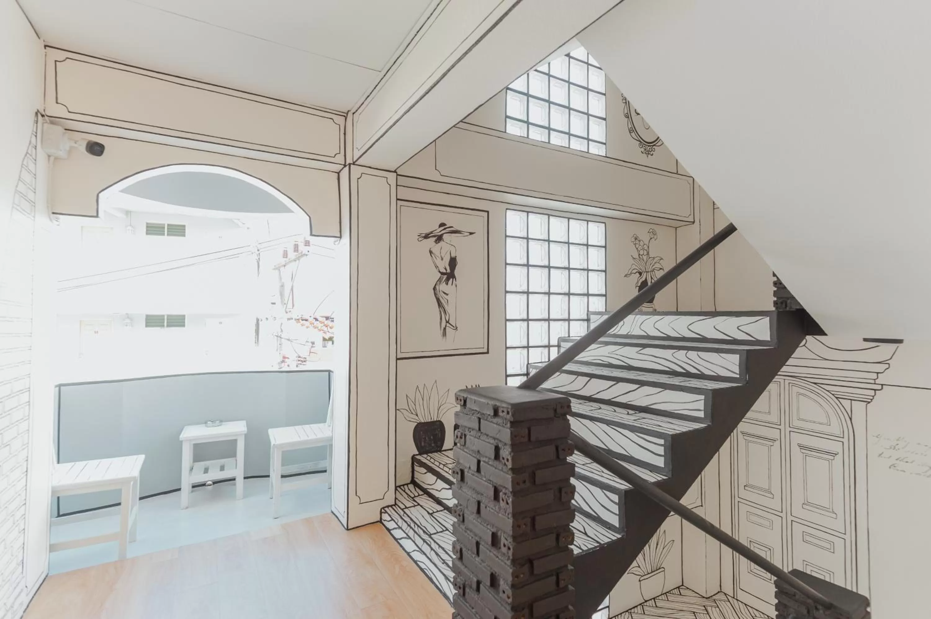 Inner courtyard view in RoomQuest Chiang Mai Tha Phae