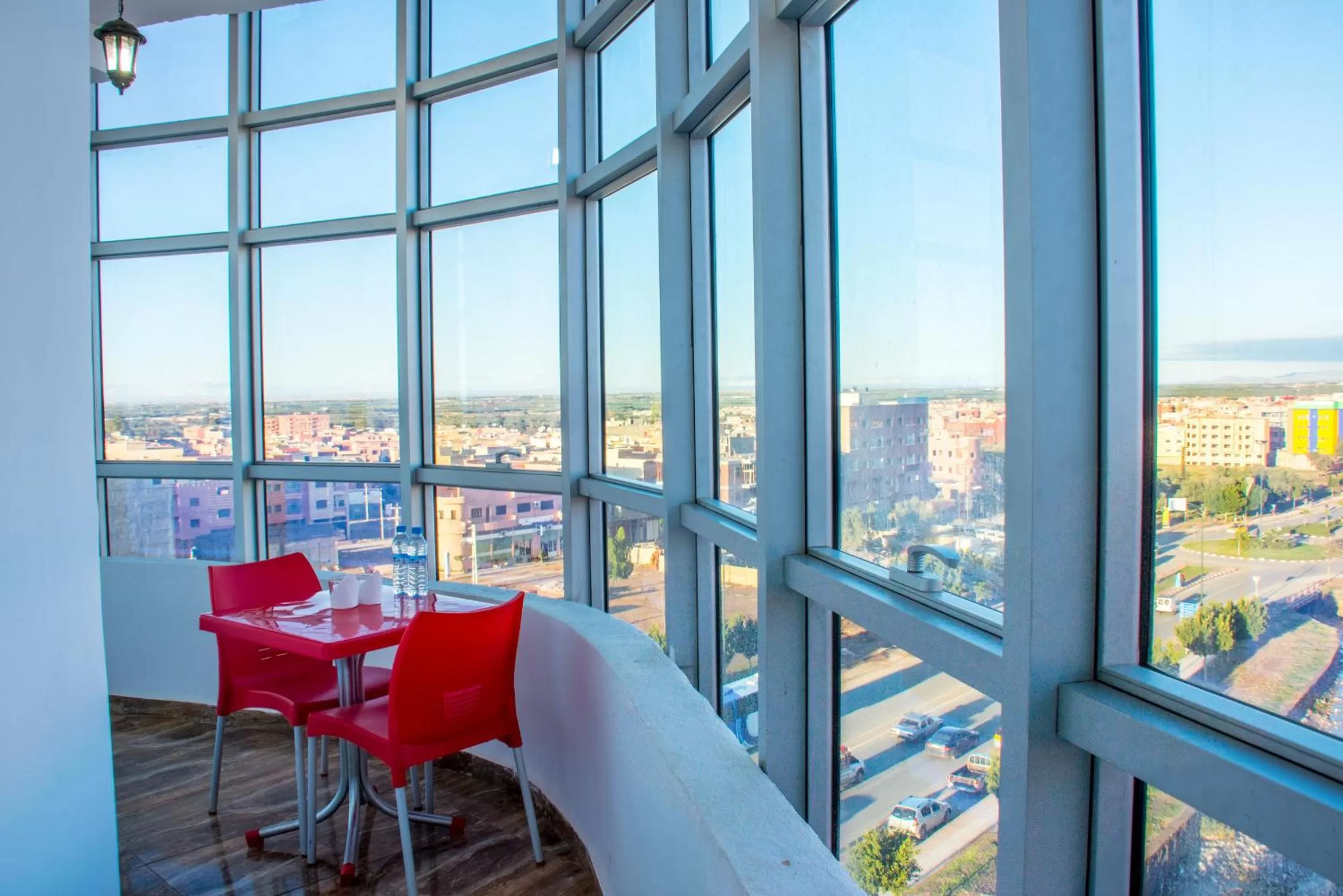 Hôtel Hadaik Ain Asserdoune