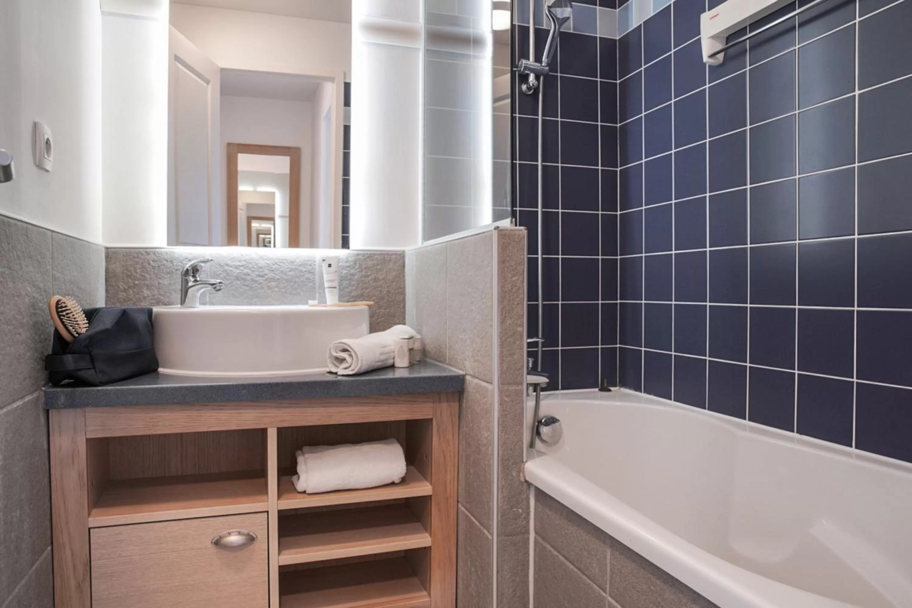 Shower in Pierre & Vacances Premium Résidence de la Plage