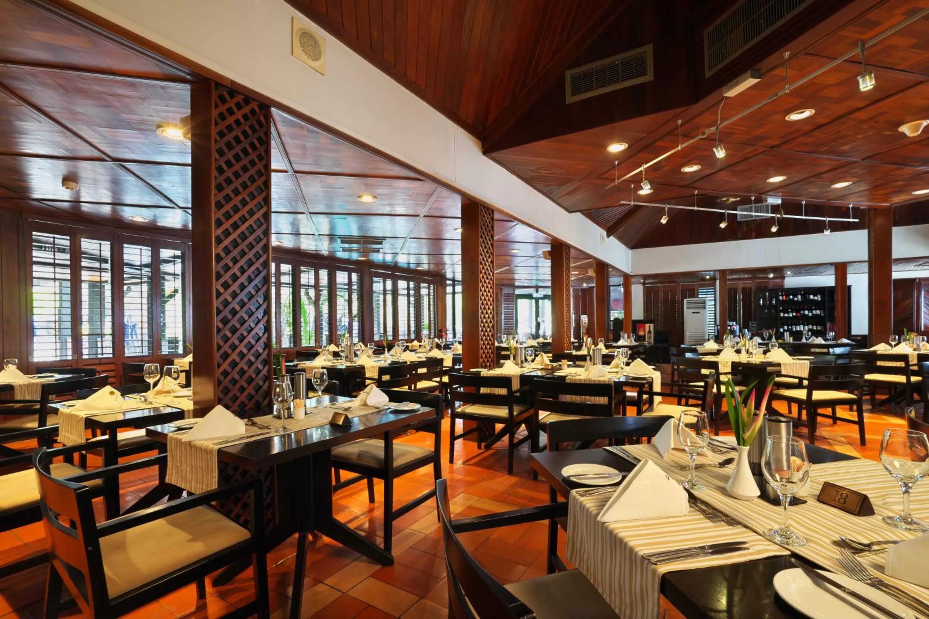 Restaurant/places to eat in Labadi Beach Hotel
