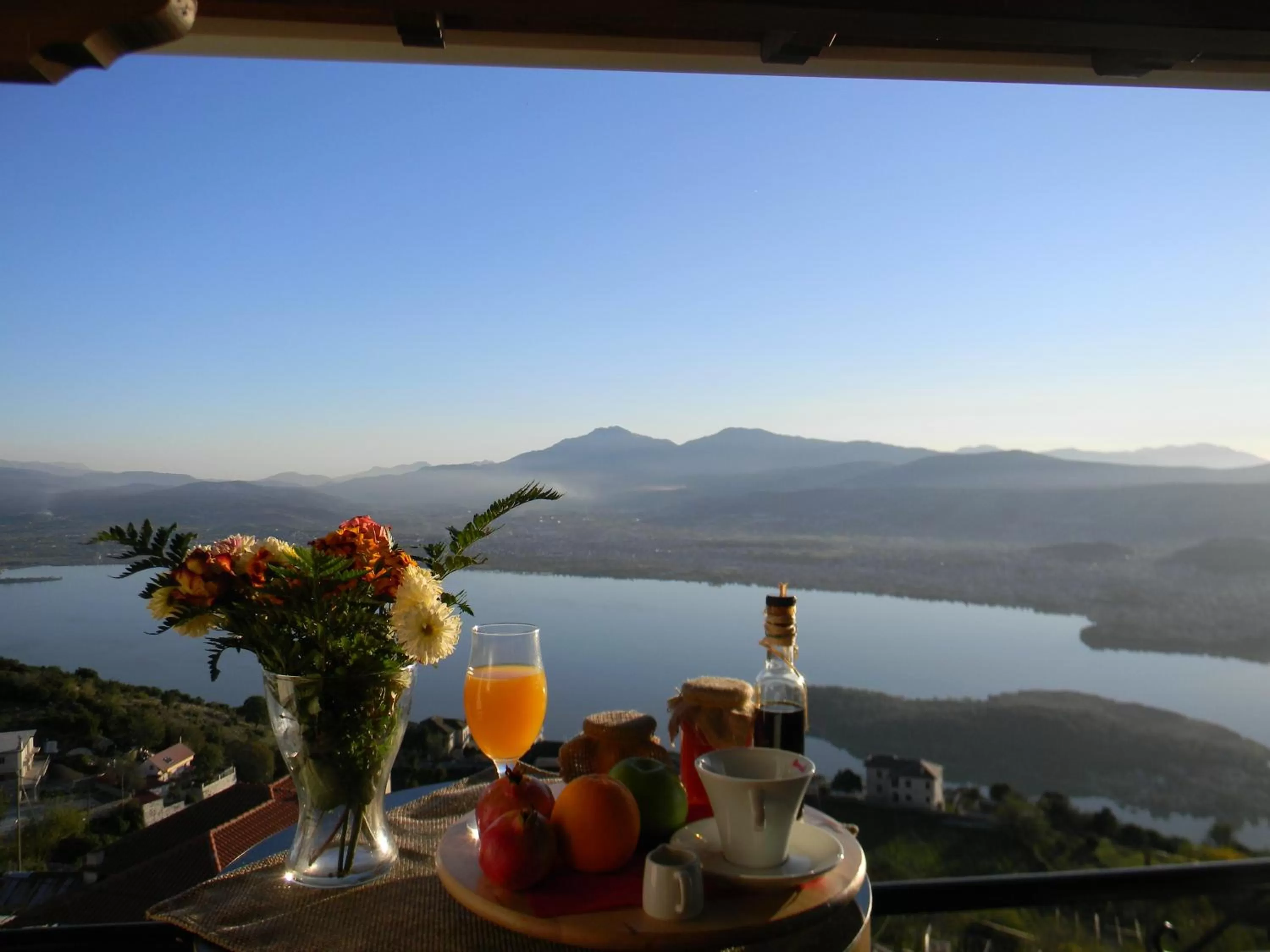 Lake view in Agnantio