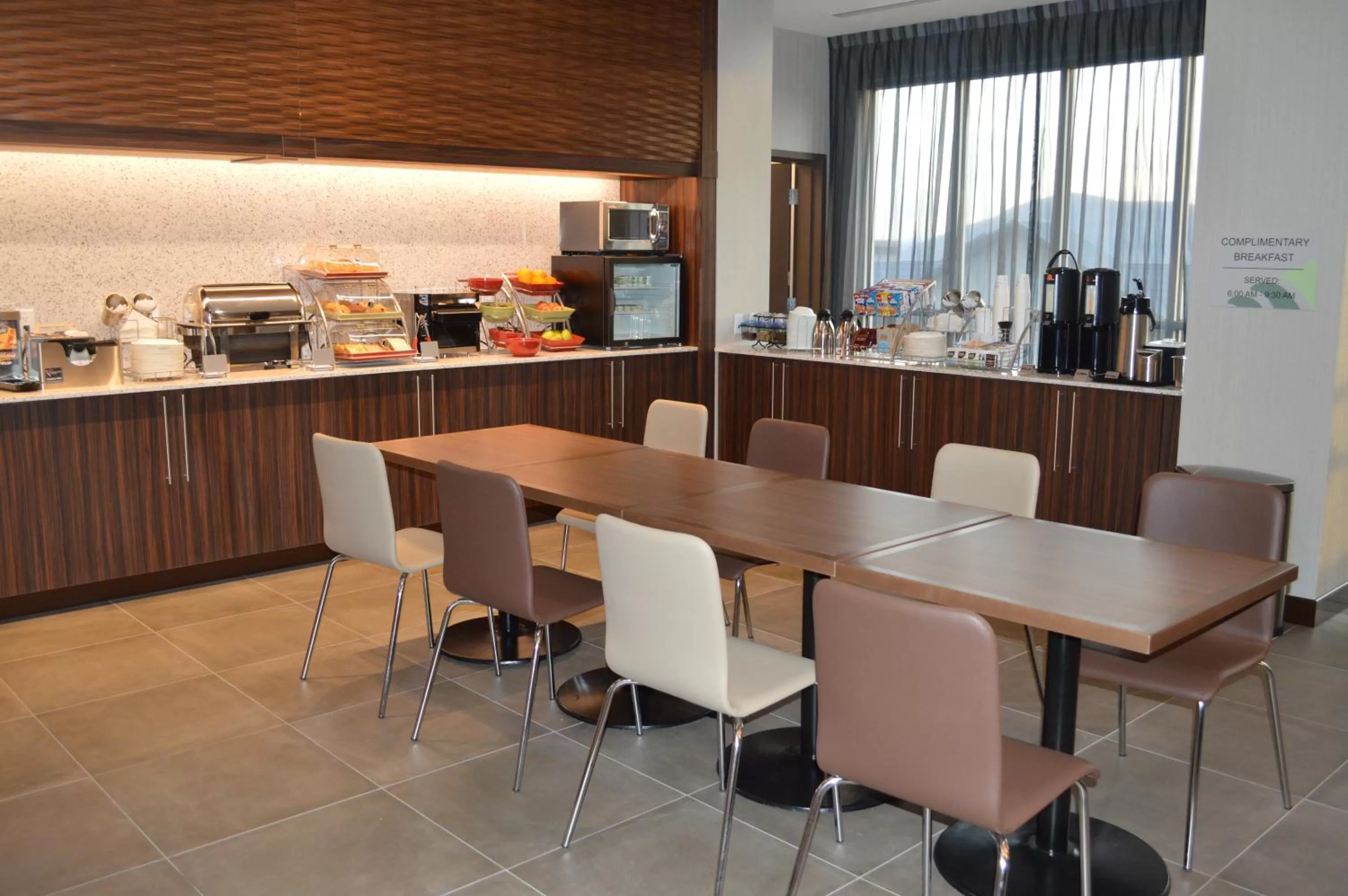 Breakfast in Wingate by Wyndham Kamloops