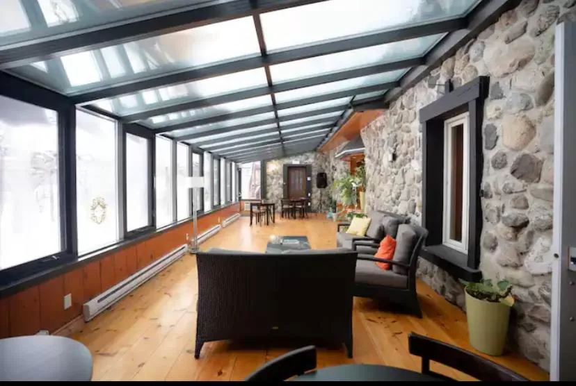 Condo-loft avec cuisinette