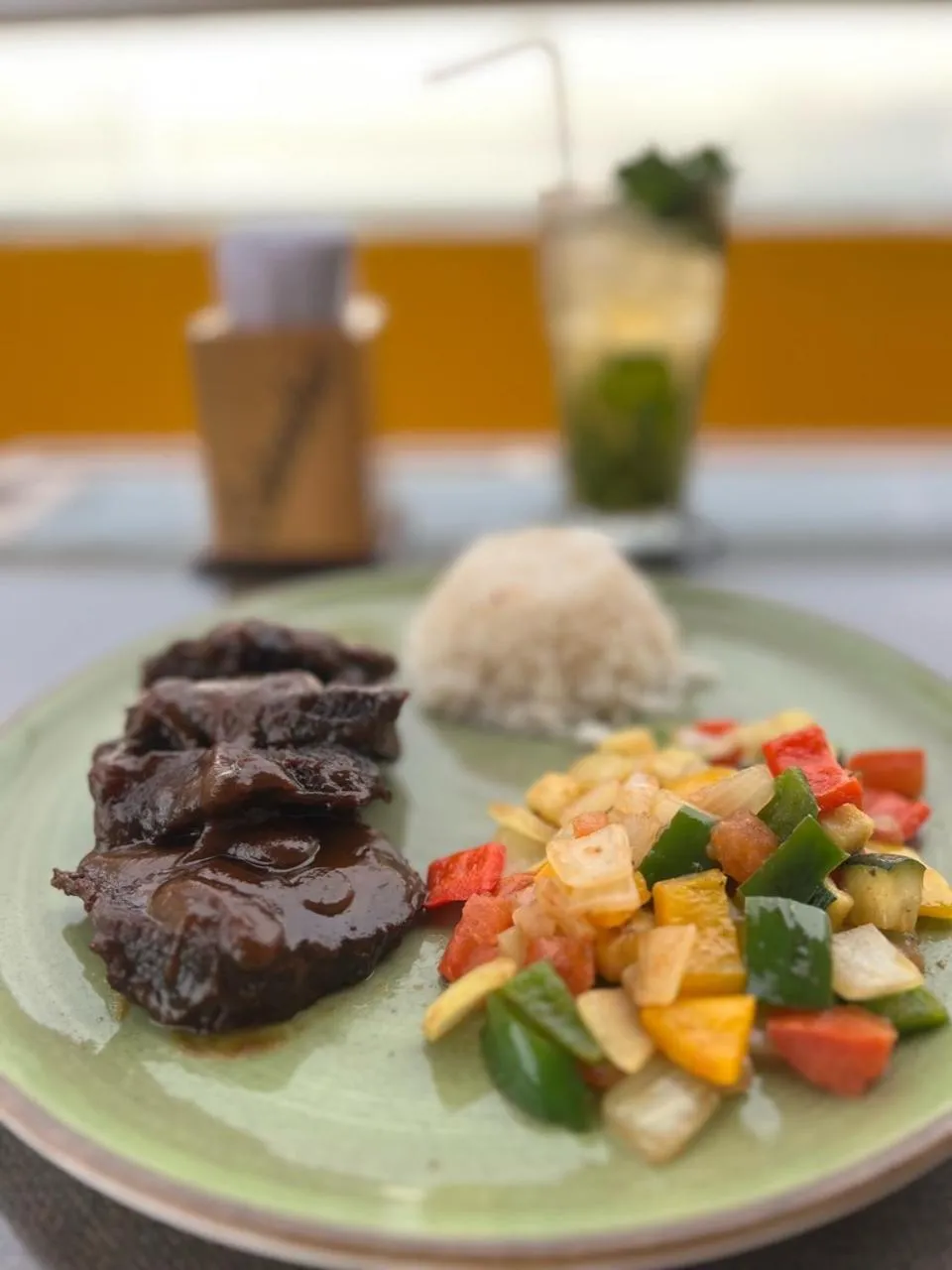 Food and drinks in Hotel Cabreromar