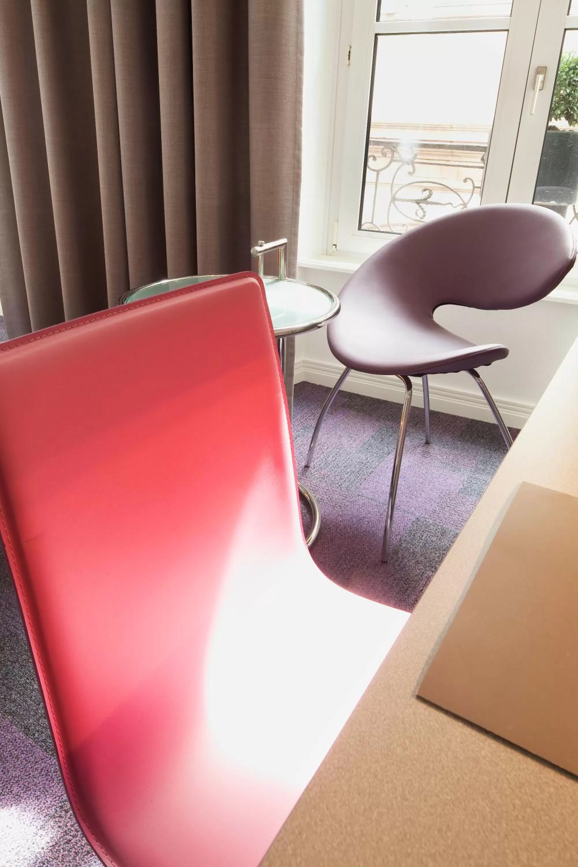 Seating area in Hôtel Gutenberg