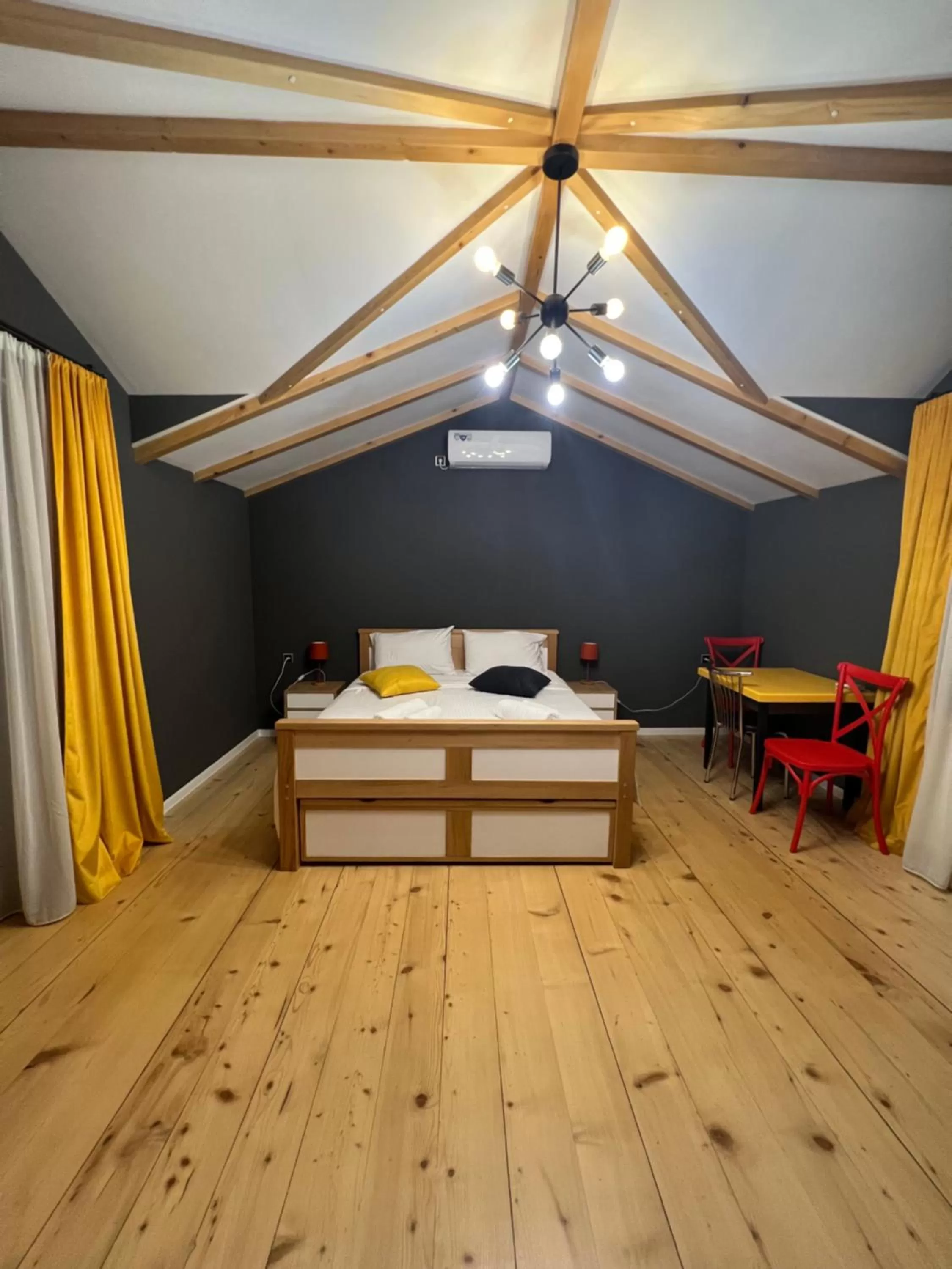 Borjomi Yellow Hotel