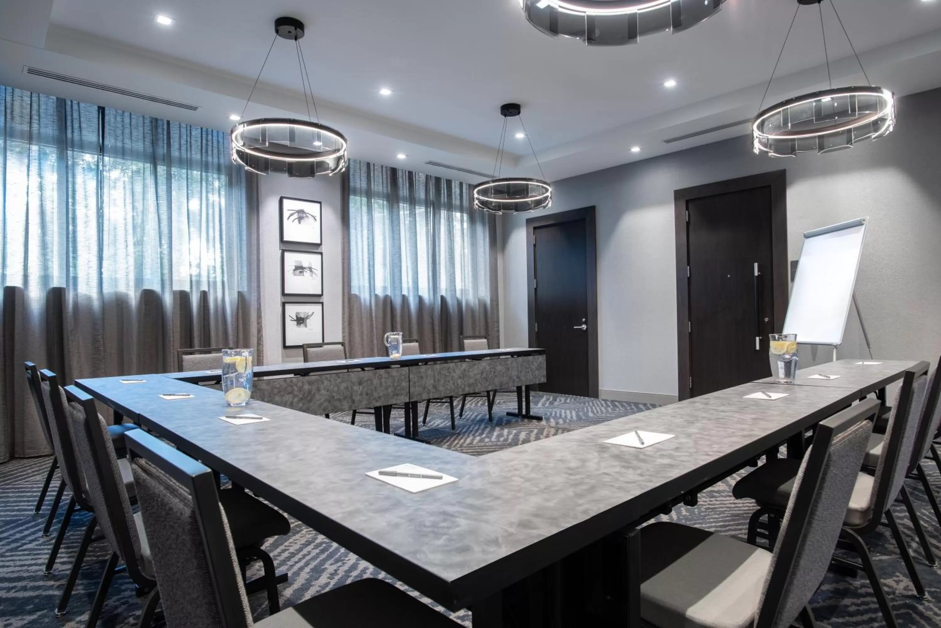 Meeting/conference room in Holiday Inn Express - Boston Logan Airport - Revere by IHG
