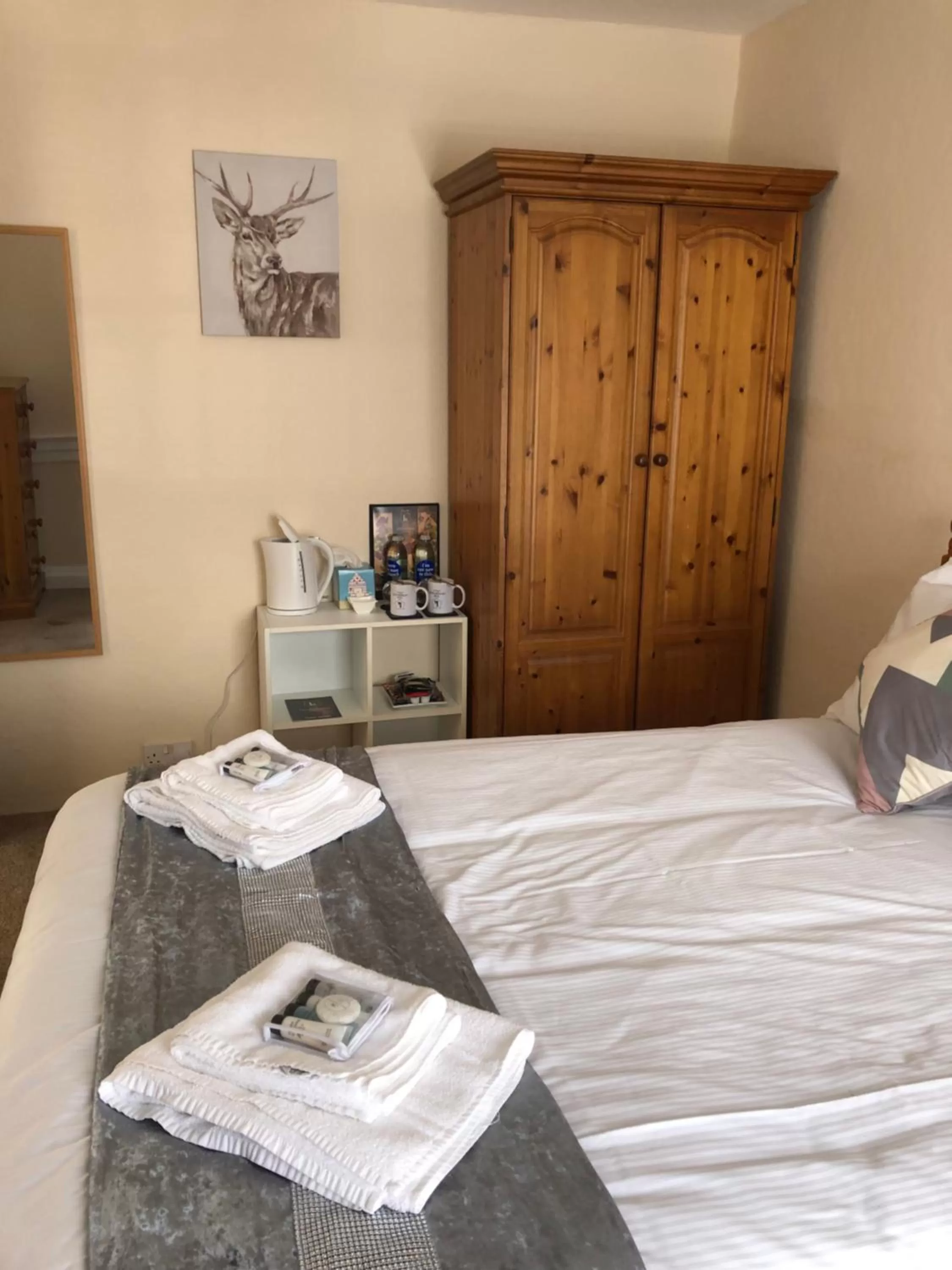 Bed in The Lethbridge Arms