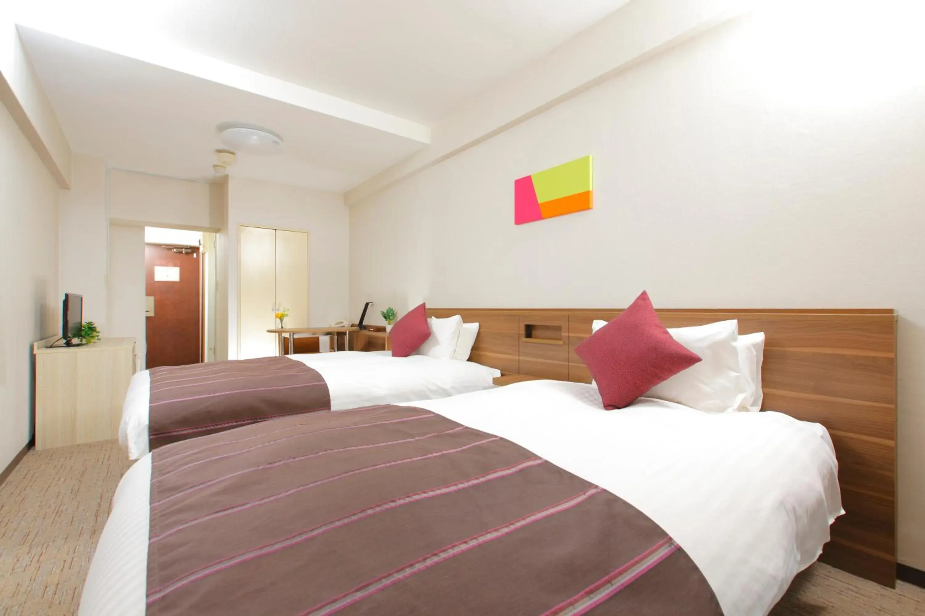 Standard Twin Room - House Keeping is Optional with Additional Cost - Smoking in HOTEL MYSTAYS Ueno Iriyaguchi Standard Twin Room - House Keeping is Optional with Additional Cost - Smoking in HOTEL MYSTAYS Ueno Iriyaguchi
