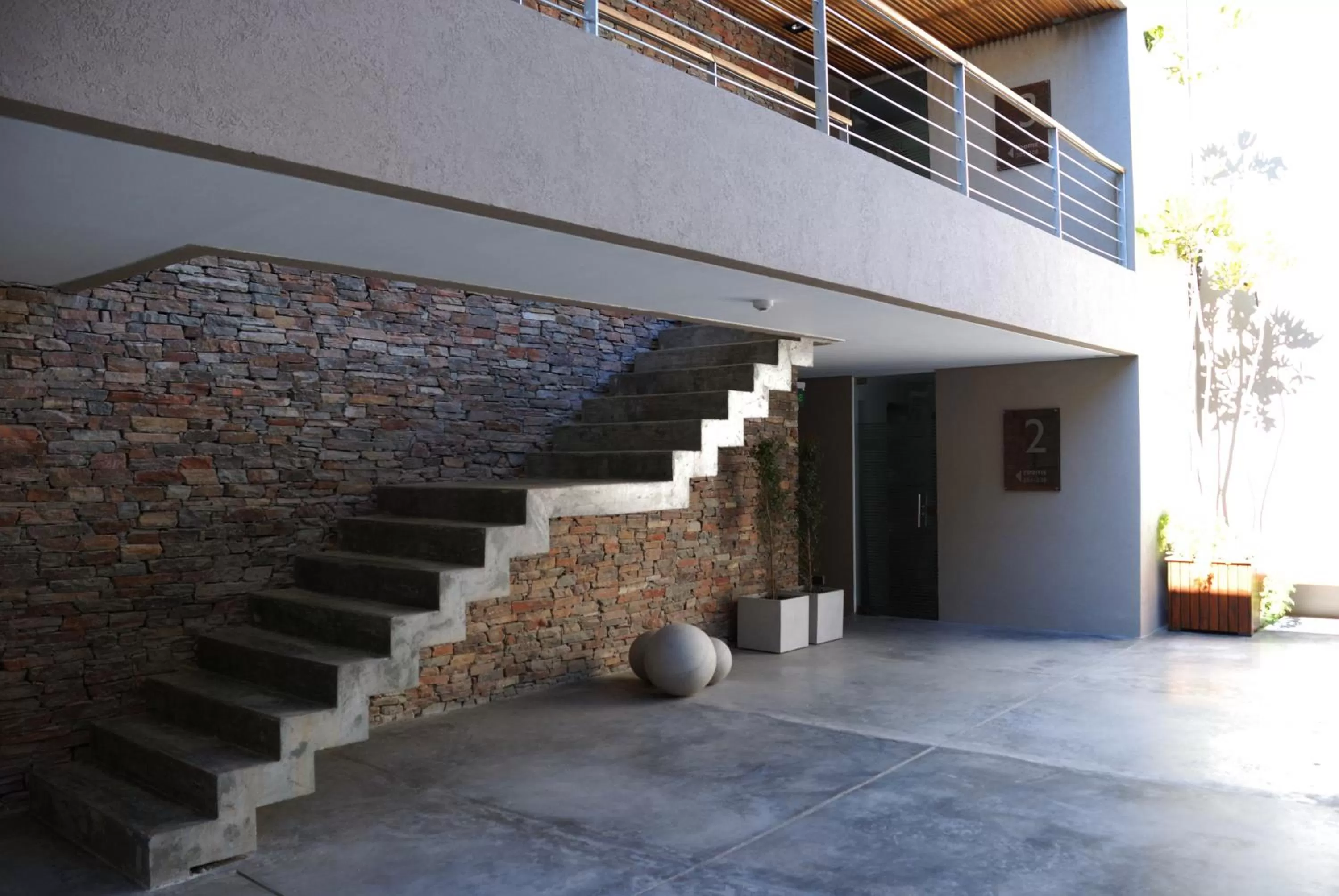 Decorative detail in San Isidro Plaza Hotel