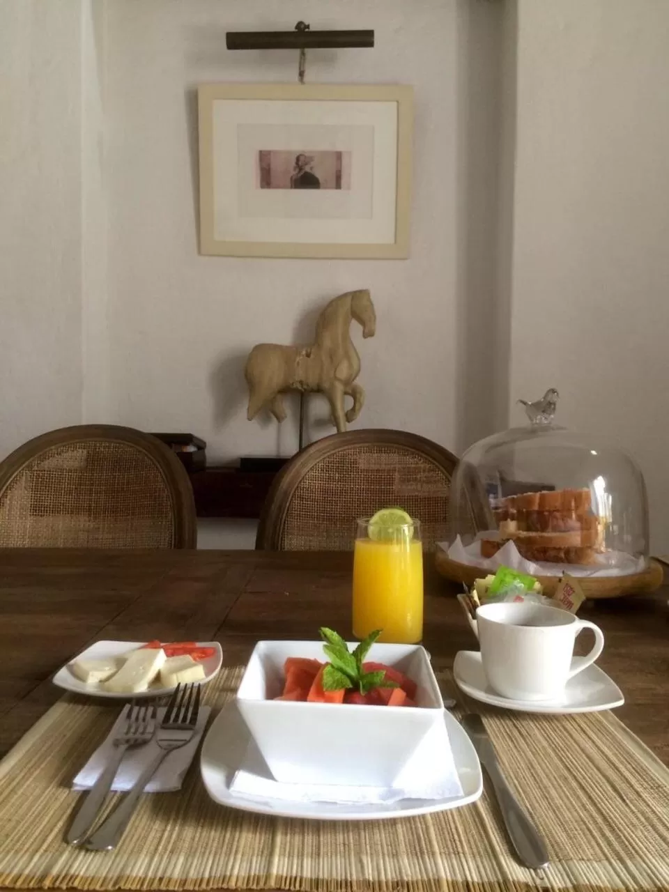 Restaurant/places to eat in Hotel Boutique Casa del Coliseo