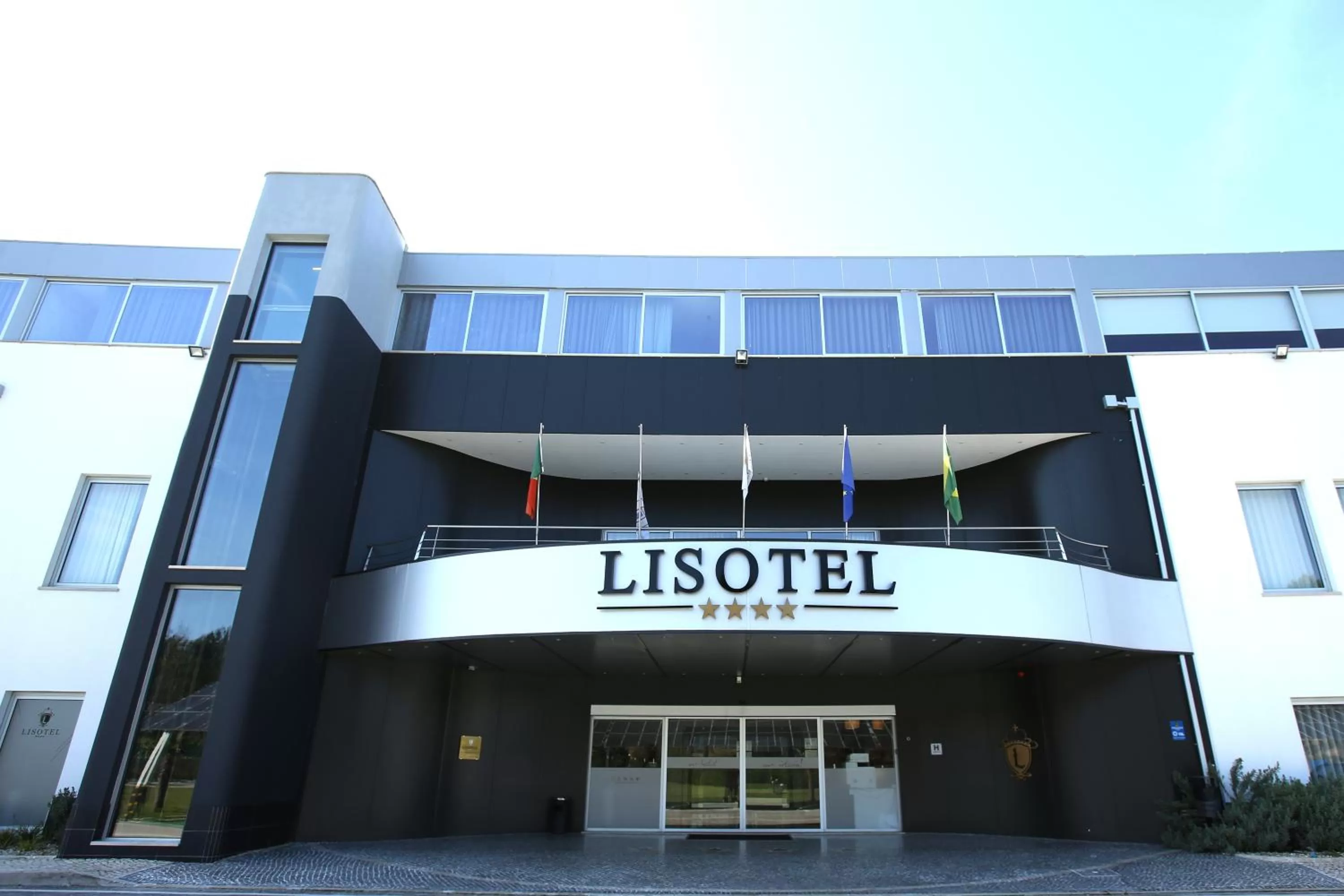 Facade/entrance in Lisotel - Hotel & Spa