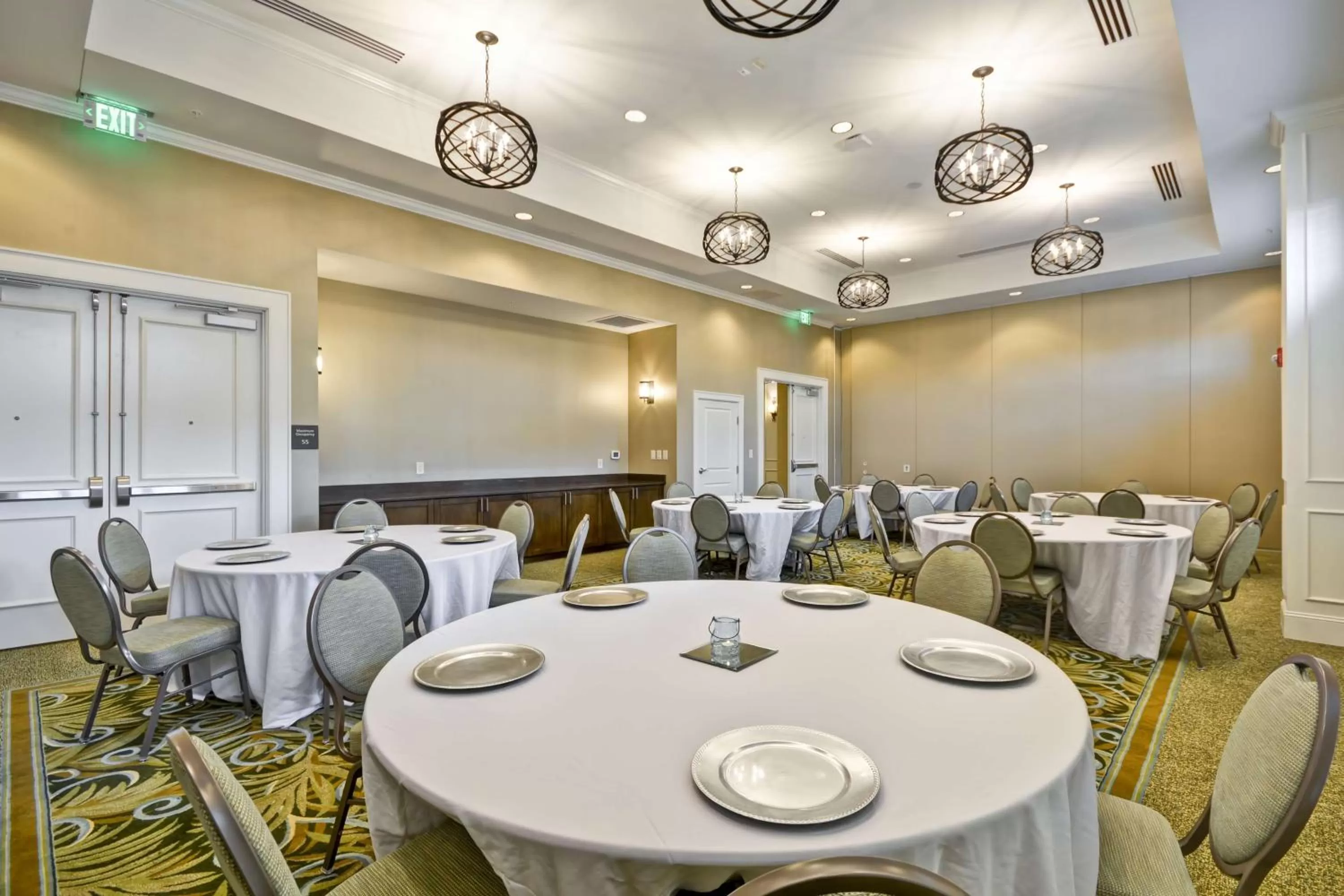 Meeting/conference room in Hampton Inn & Suites Charleston Airport