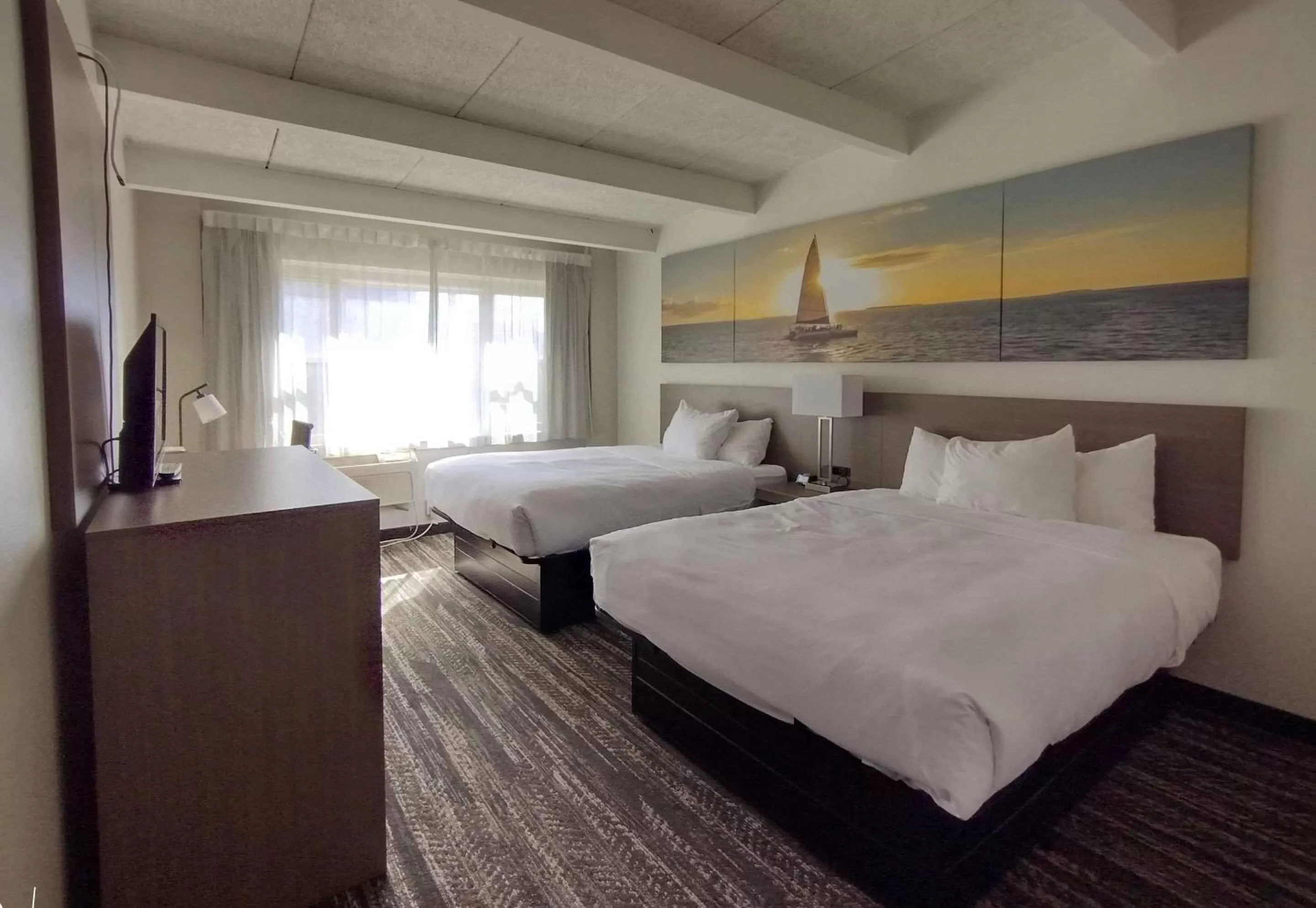 Queen Room with Two Queen Beds - Non-Smoking in Days Inn by Wyndham Manitowoc