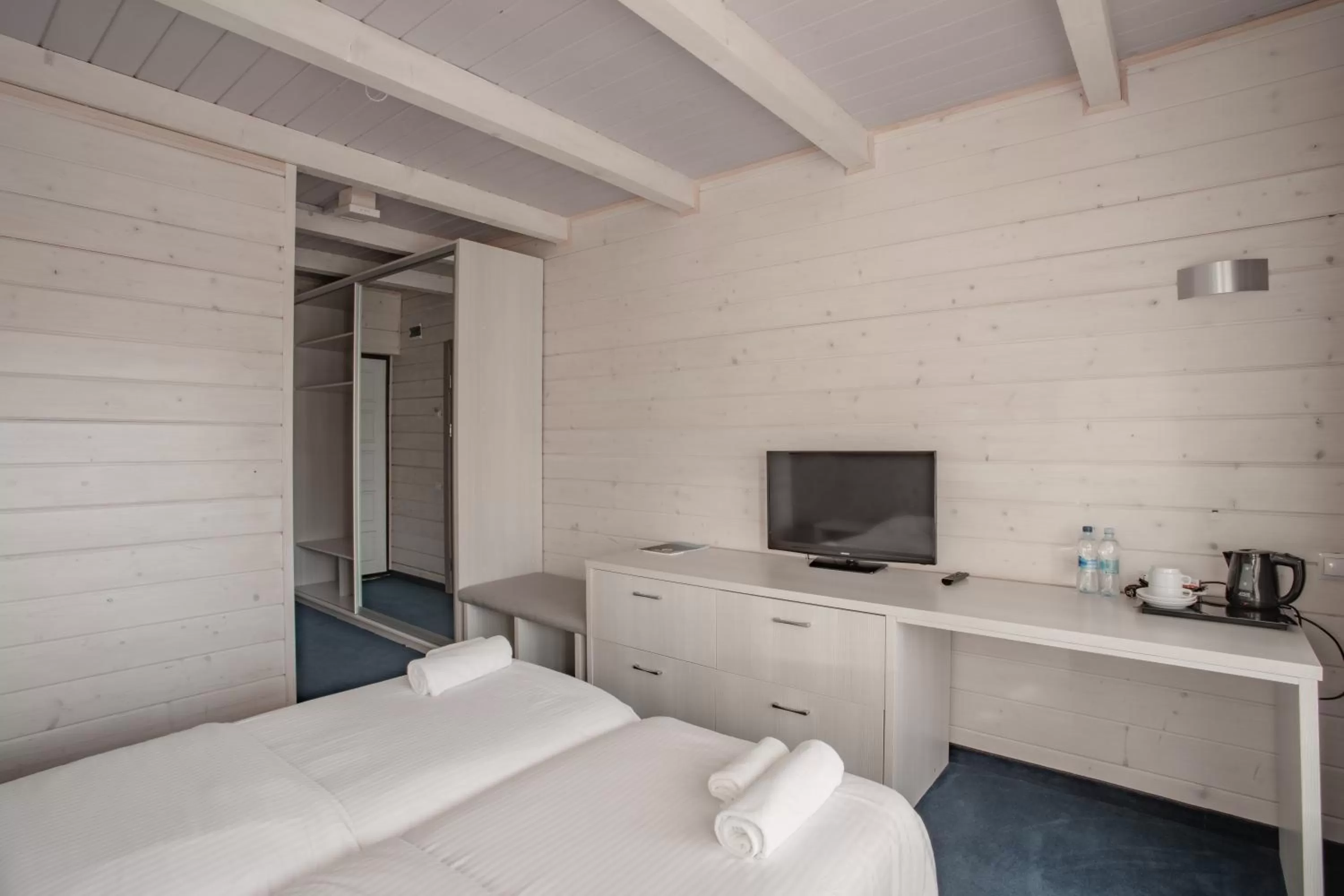 Bed in Wellland Hotel