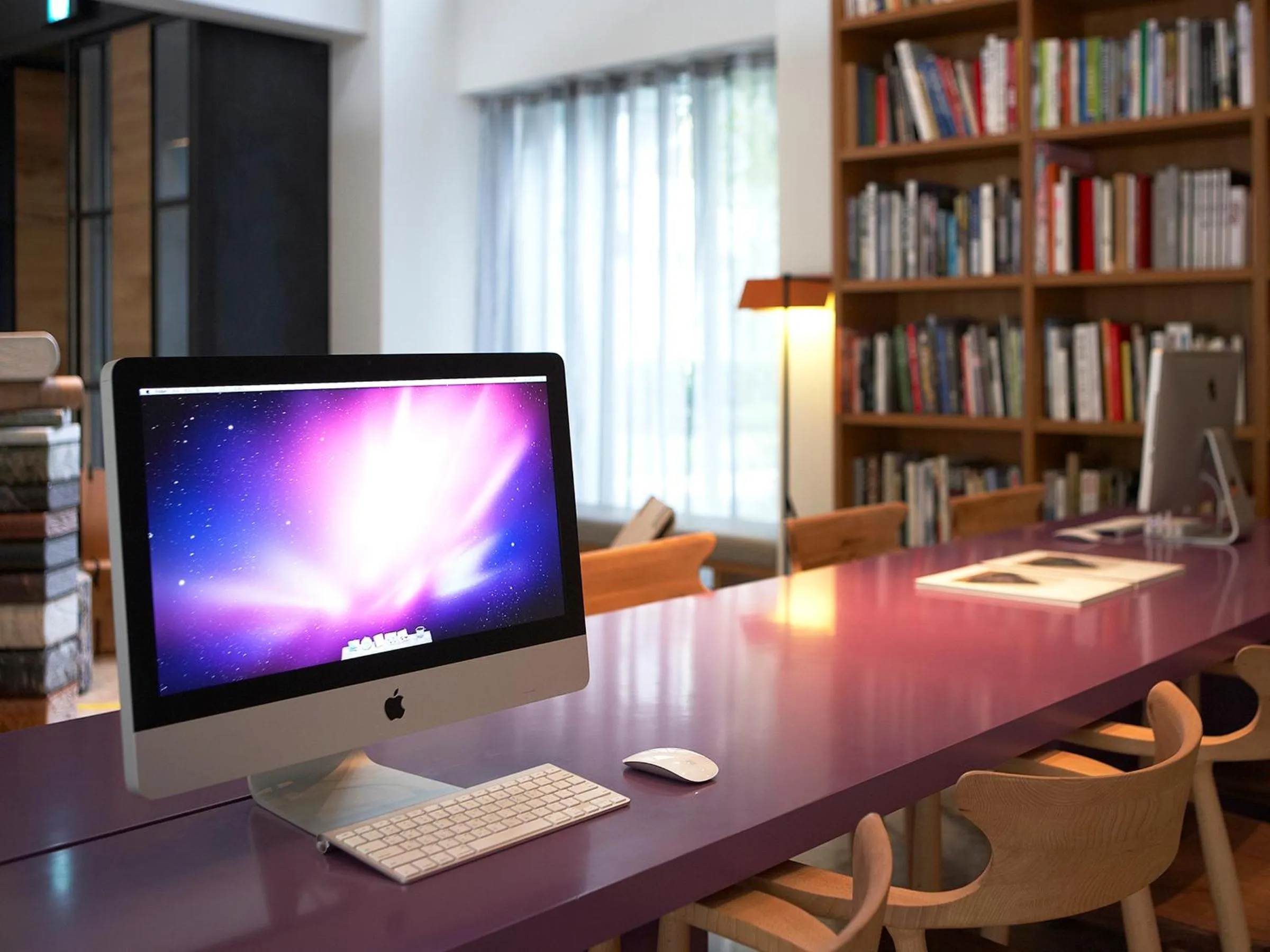 Communal lounge/ TV room in La Casa Hotel Seoul