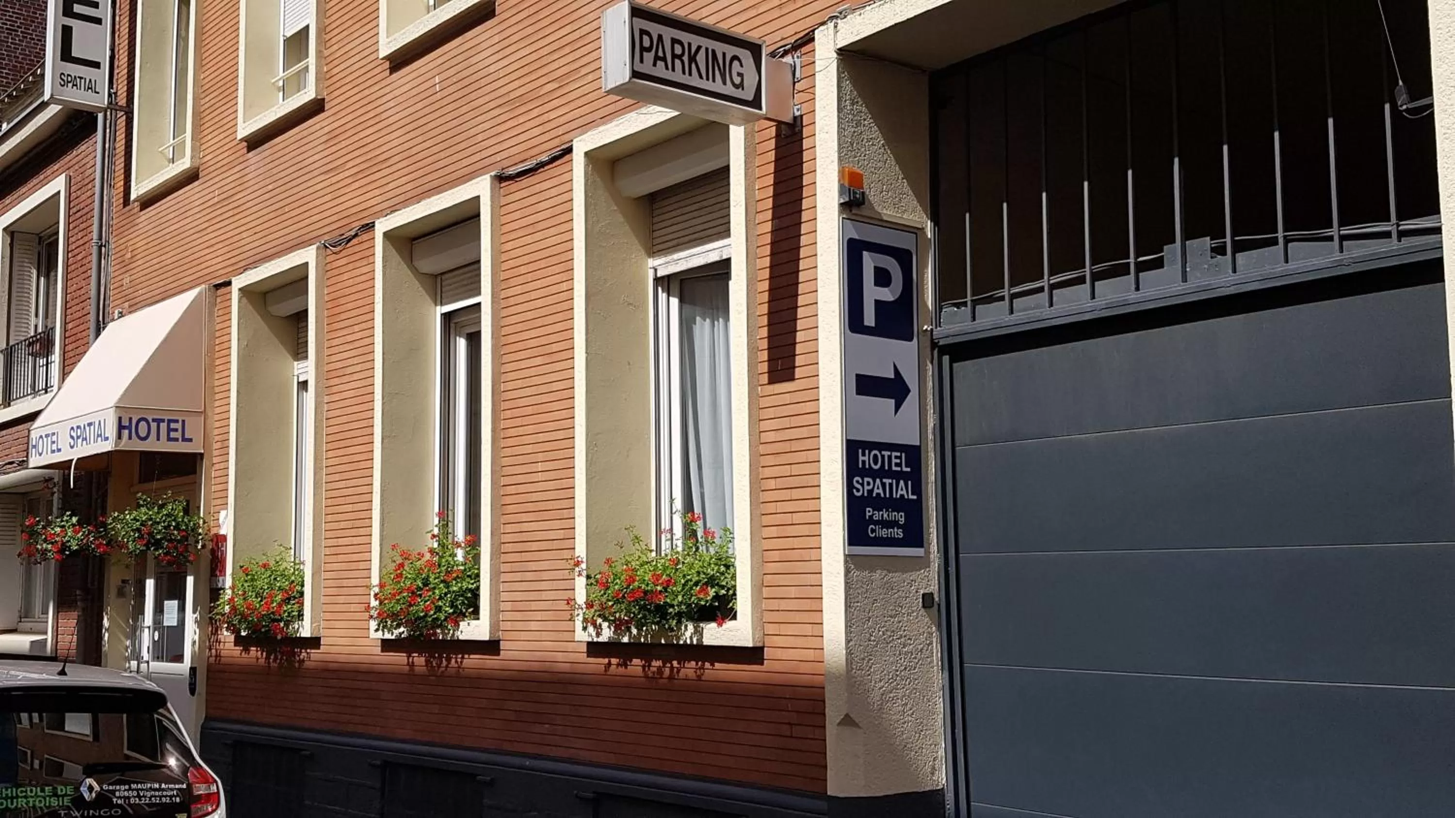 Facade/entrance in Hotel Au Spatial