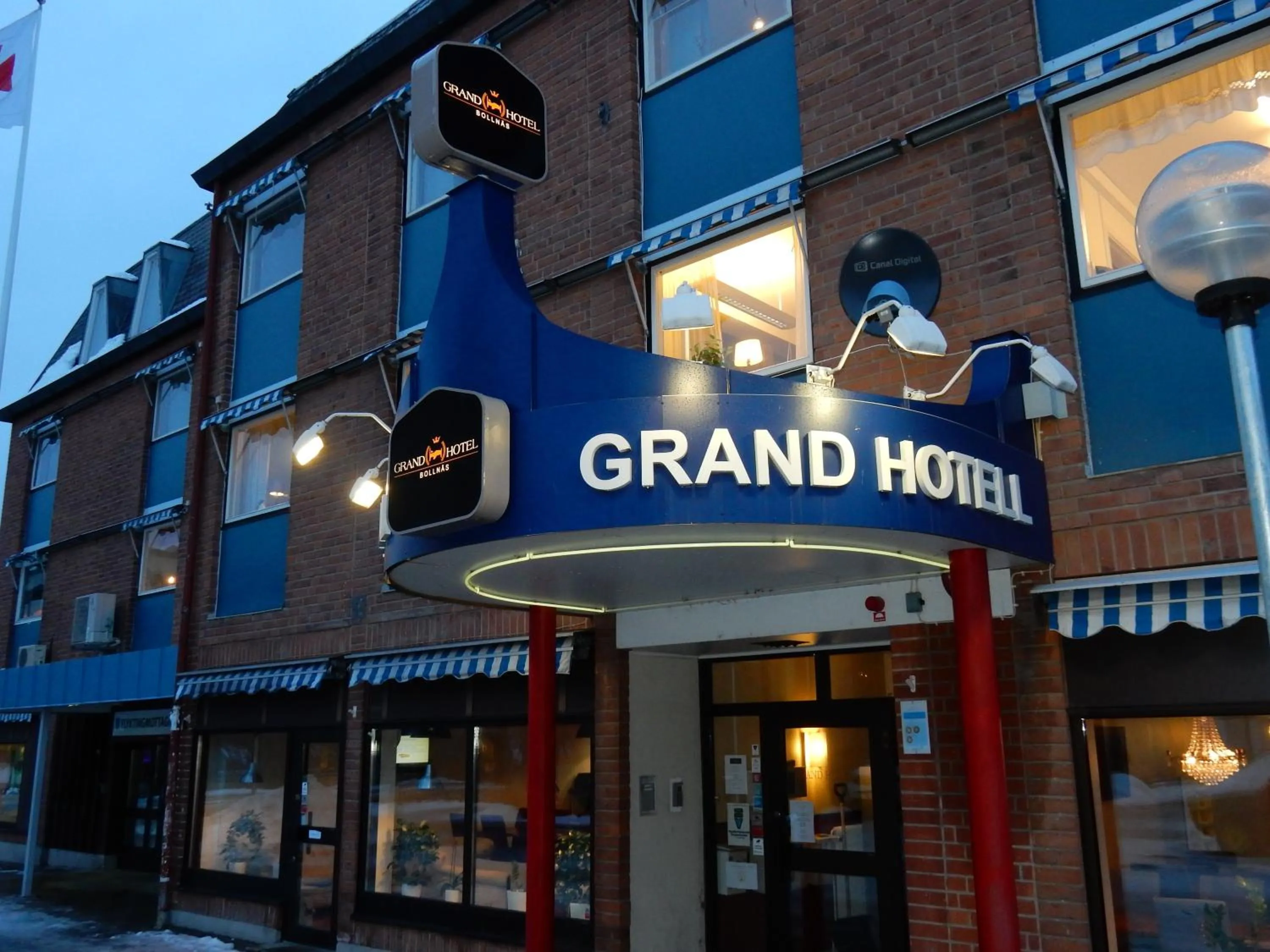 Facade/entrance in Grand Hotell Bollnäs