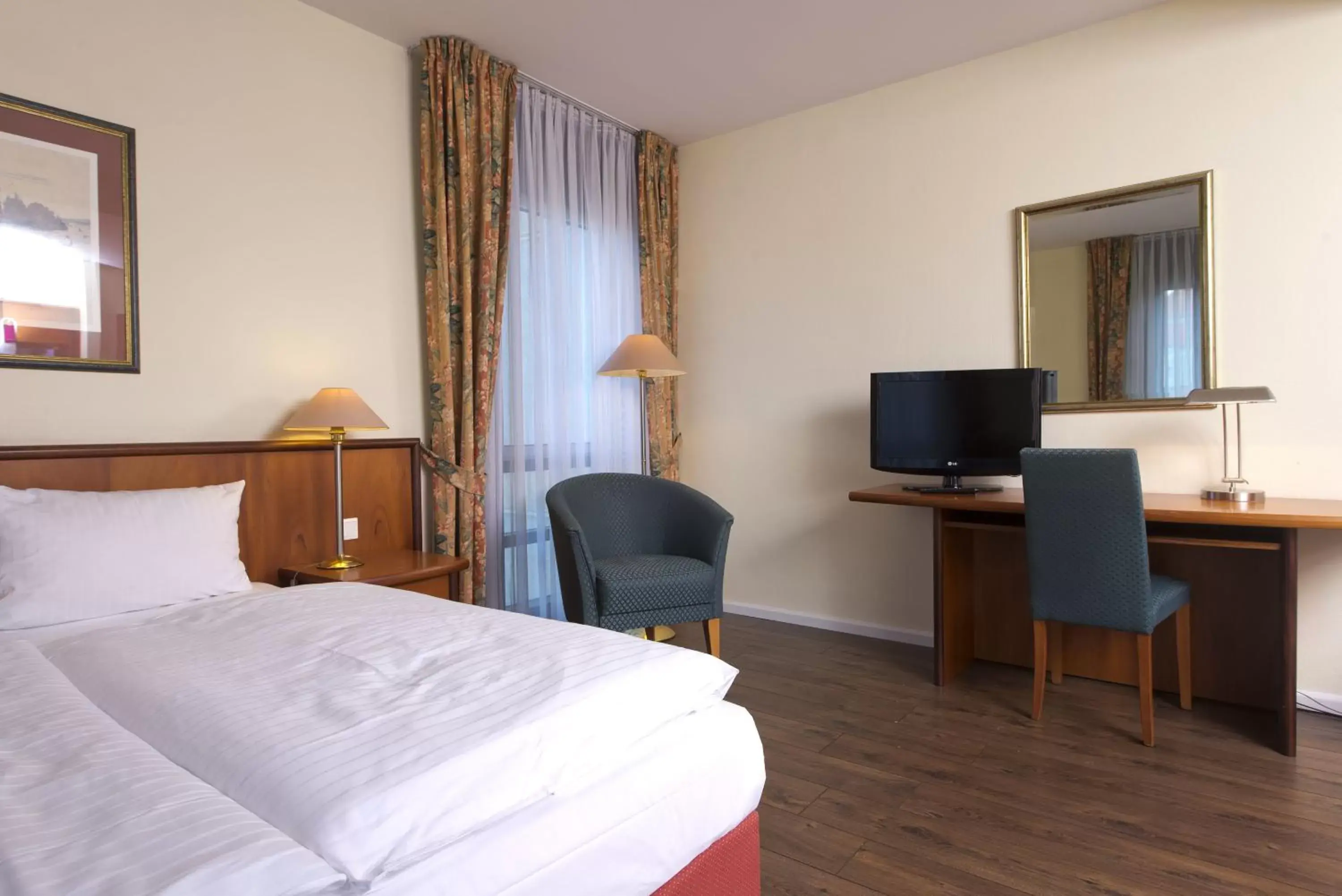 Business Double Room in Wyndham Garden Hennigsdorf Berlin Business Double Room in Wyndham Garden Hennigsdorf Berlin