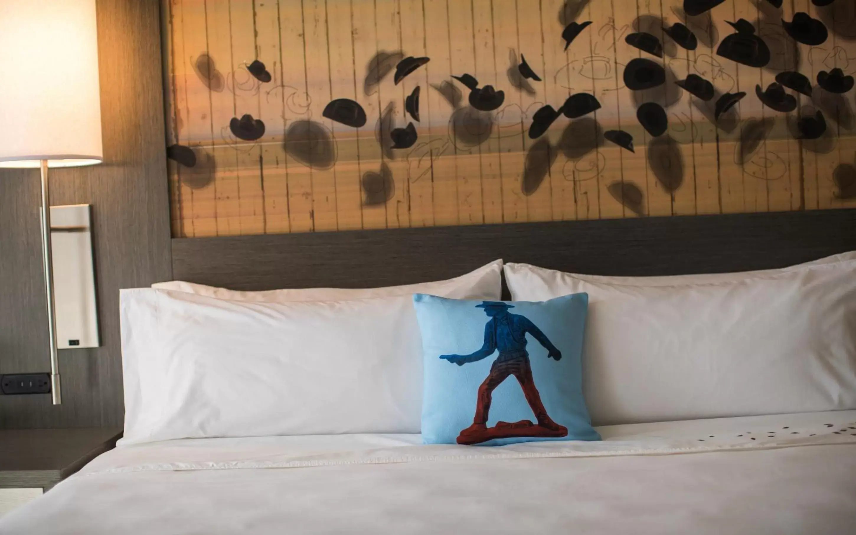 Double Room with Bathtub with Grab Bars - Mobility and Hearing Access/Non-Smoking in Casa De Palmas, Trademark Collection by Wyndham Double Room with Bathtub with Grab Bars - Mobility and Hearing Access/Non-Smoking in Casa De Palmas, Trademark Collection by Wyndham