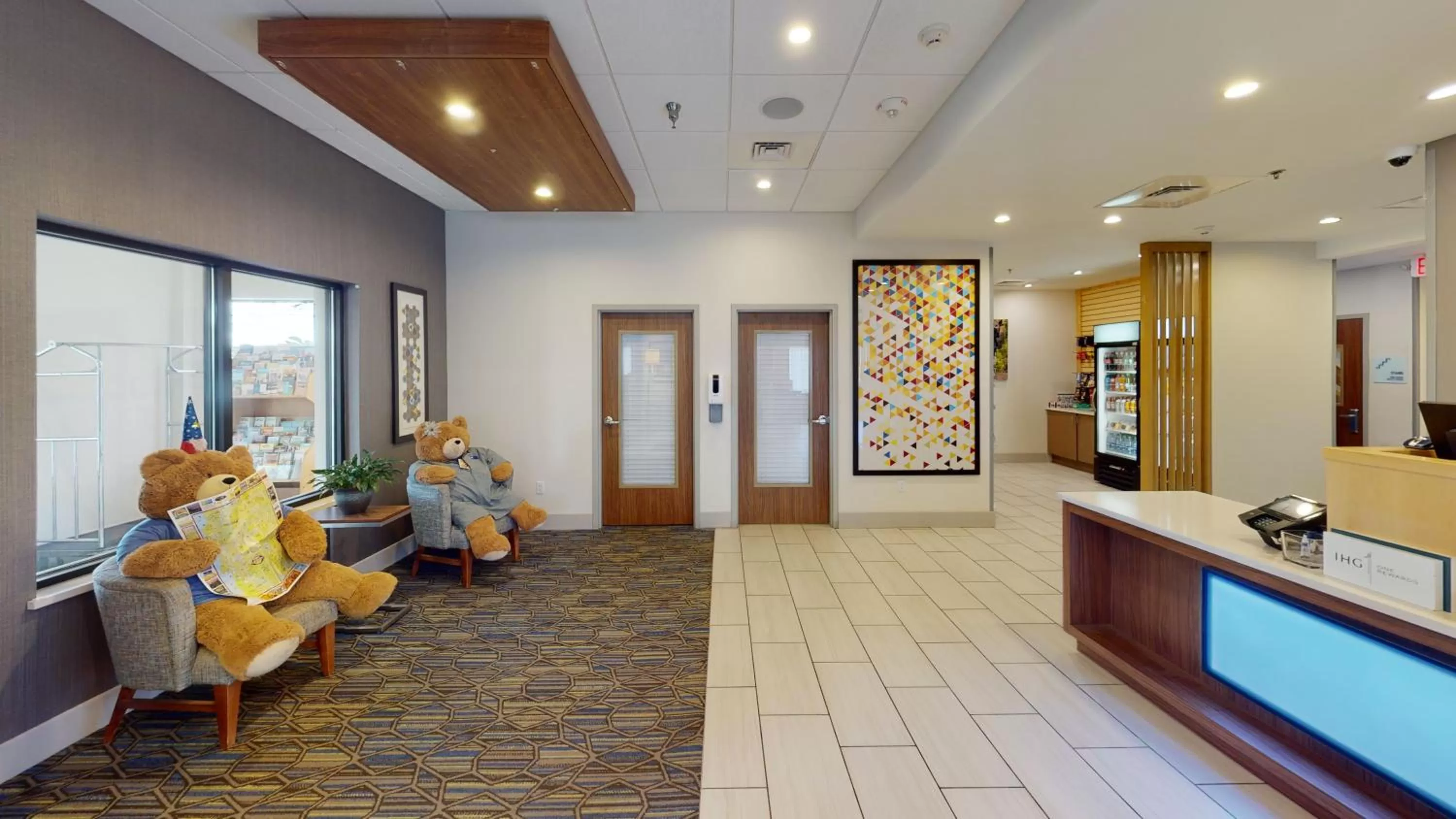 Lobby or reception in Holiday Inn Express South Burlington by IHG