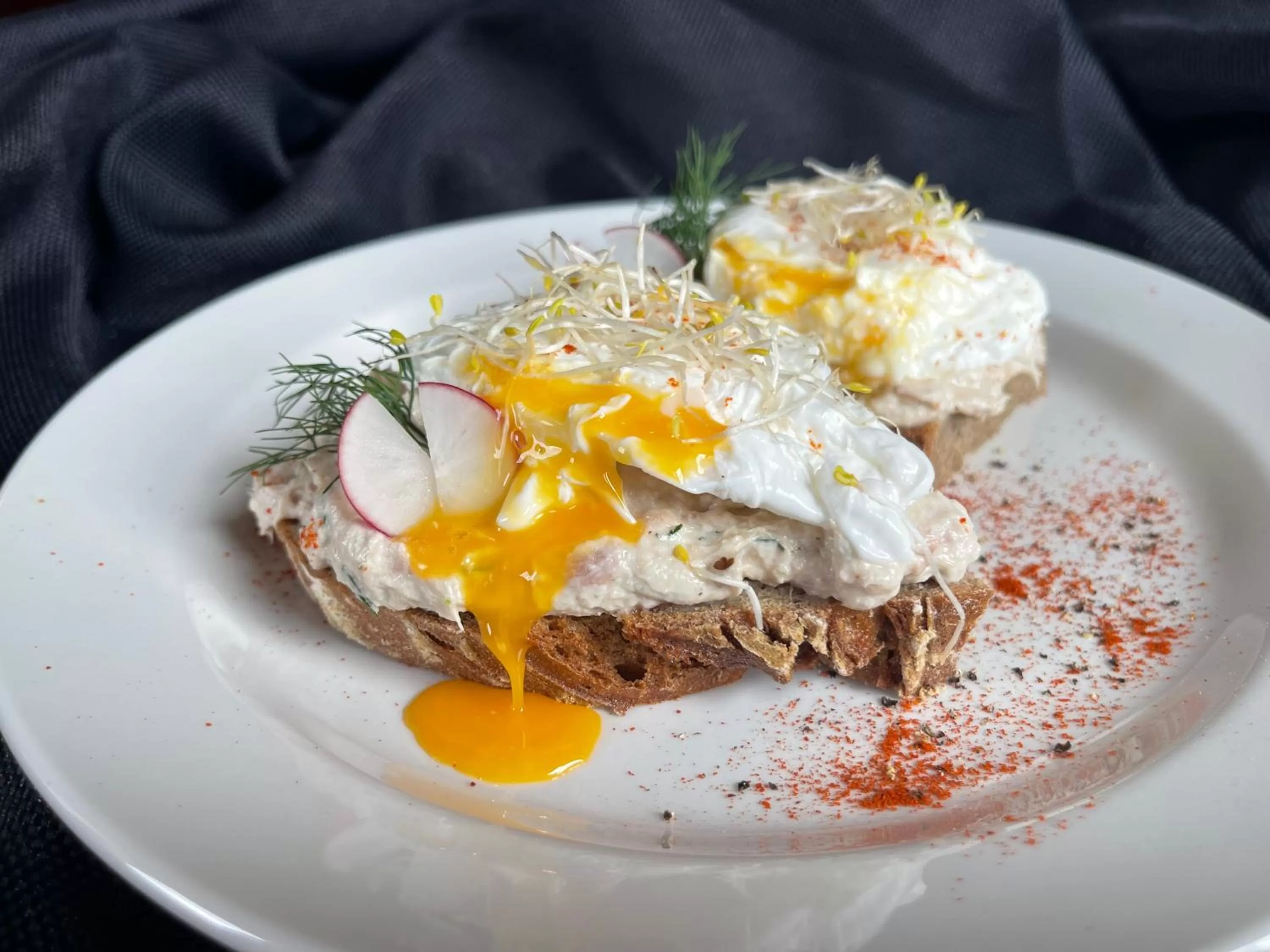 Breakfast in The Viaduct - Suites & More