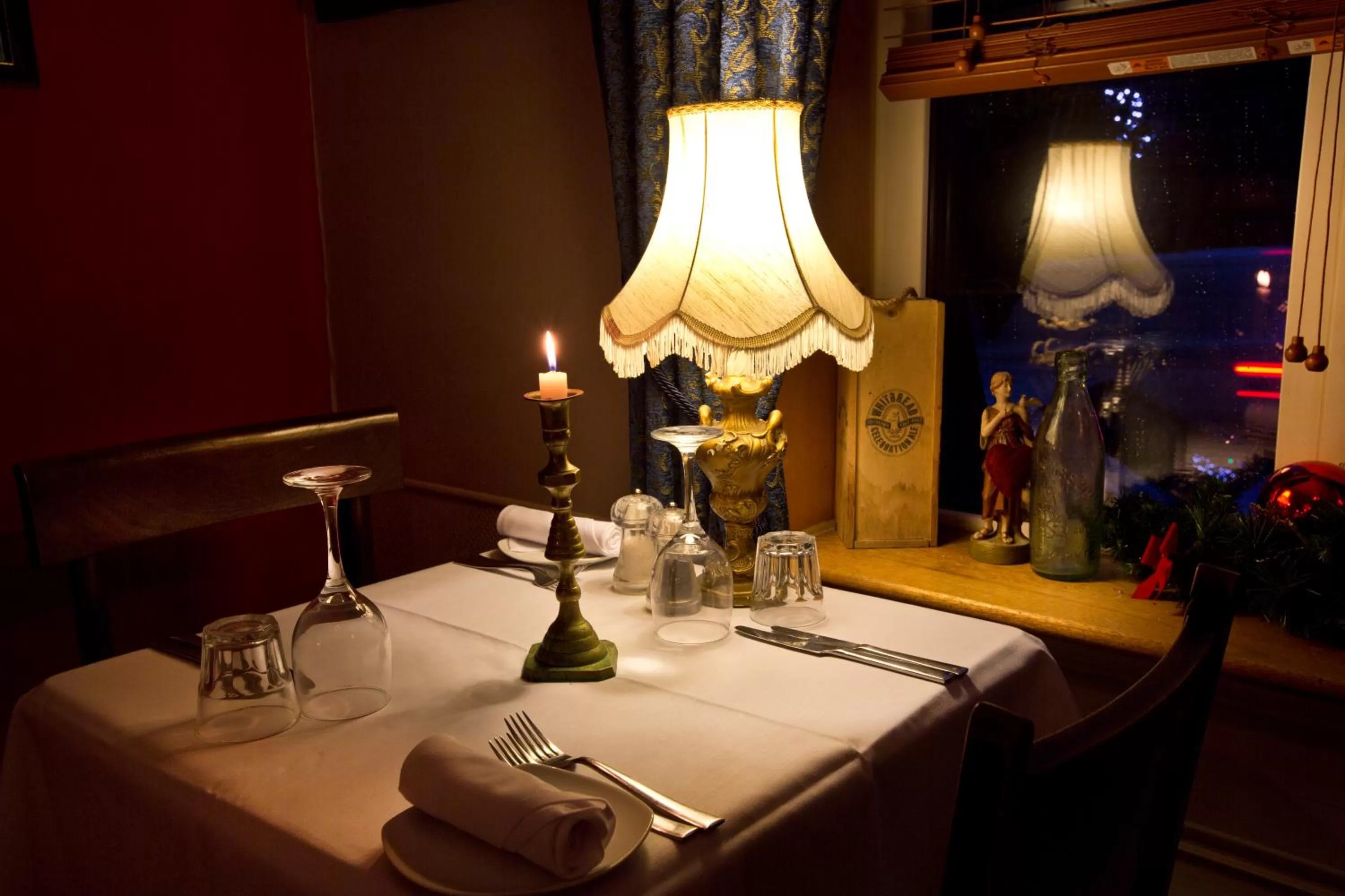 Restaurant/places to eat in The Old Registry guest house