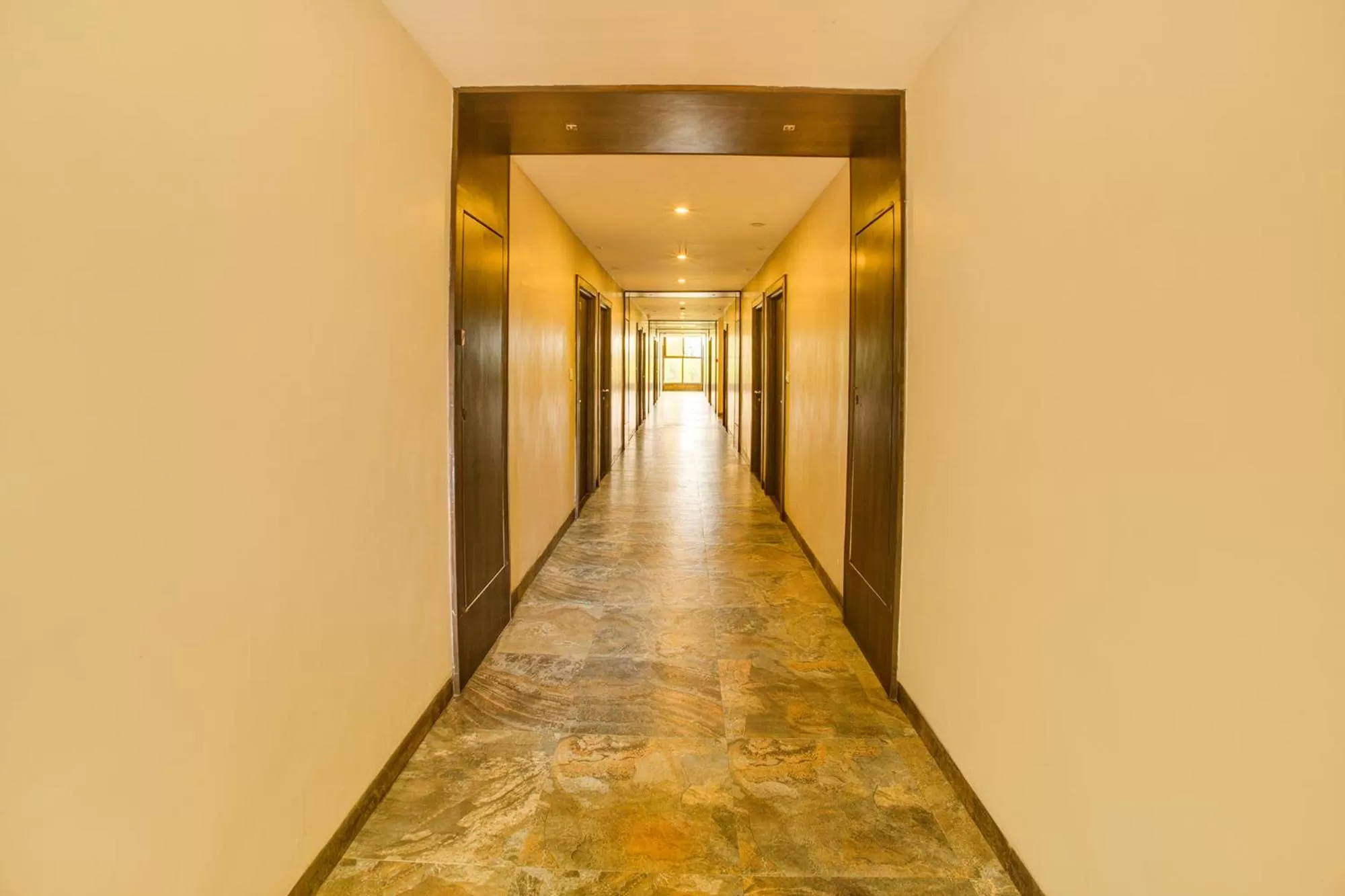 Lobby or reception in FabHotel Bee Town