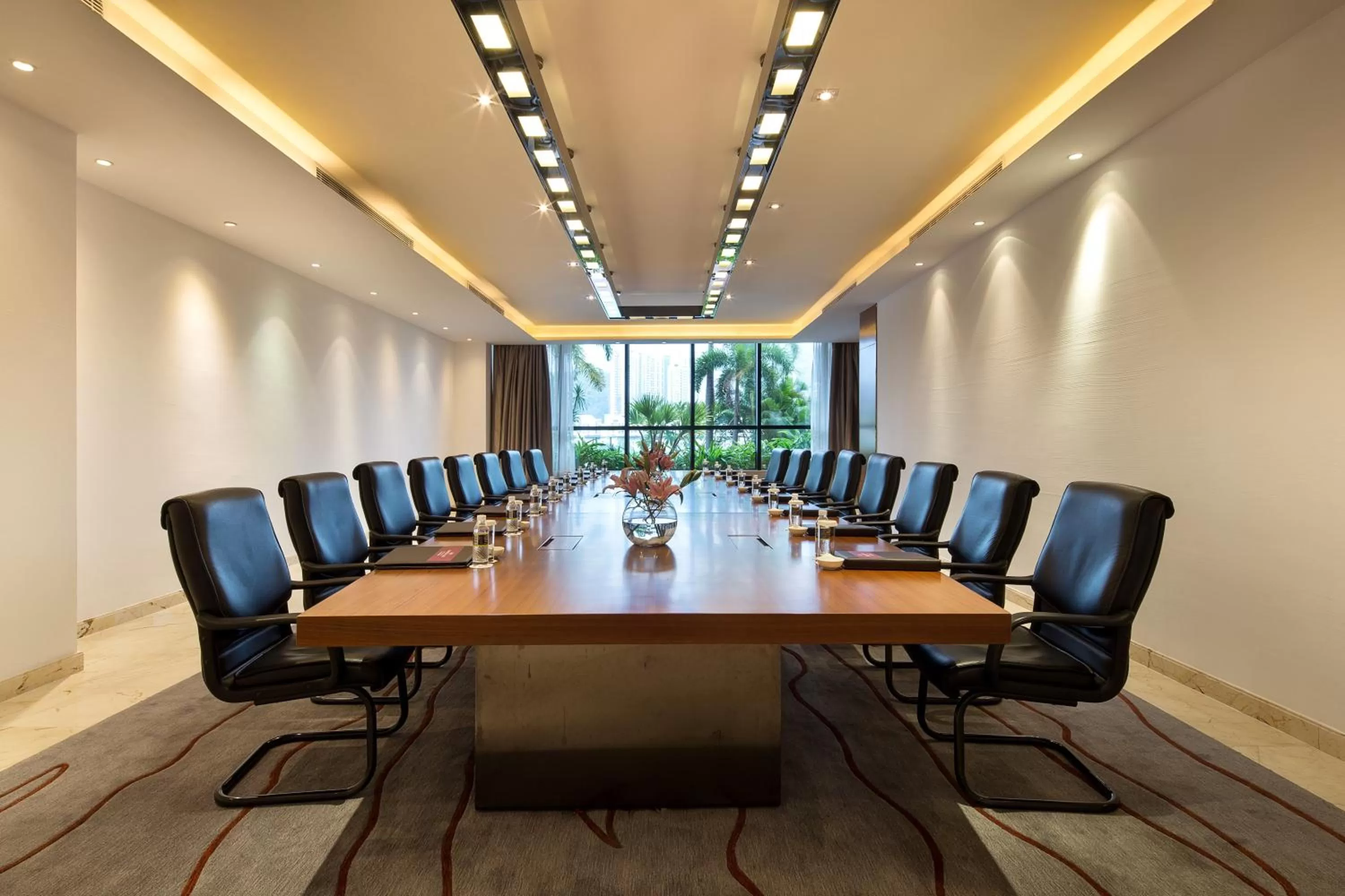 Meeting/conference room in Crowne Plaza Sanya City Center by IHG