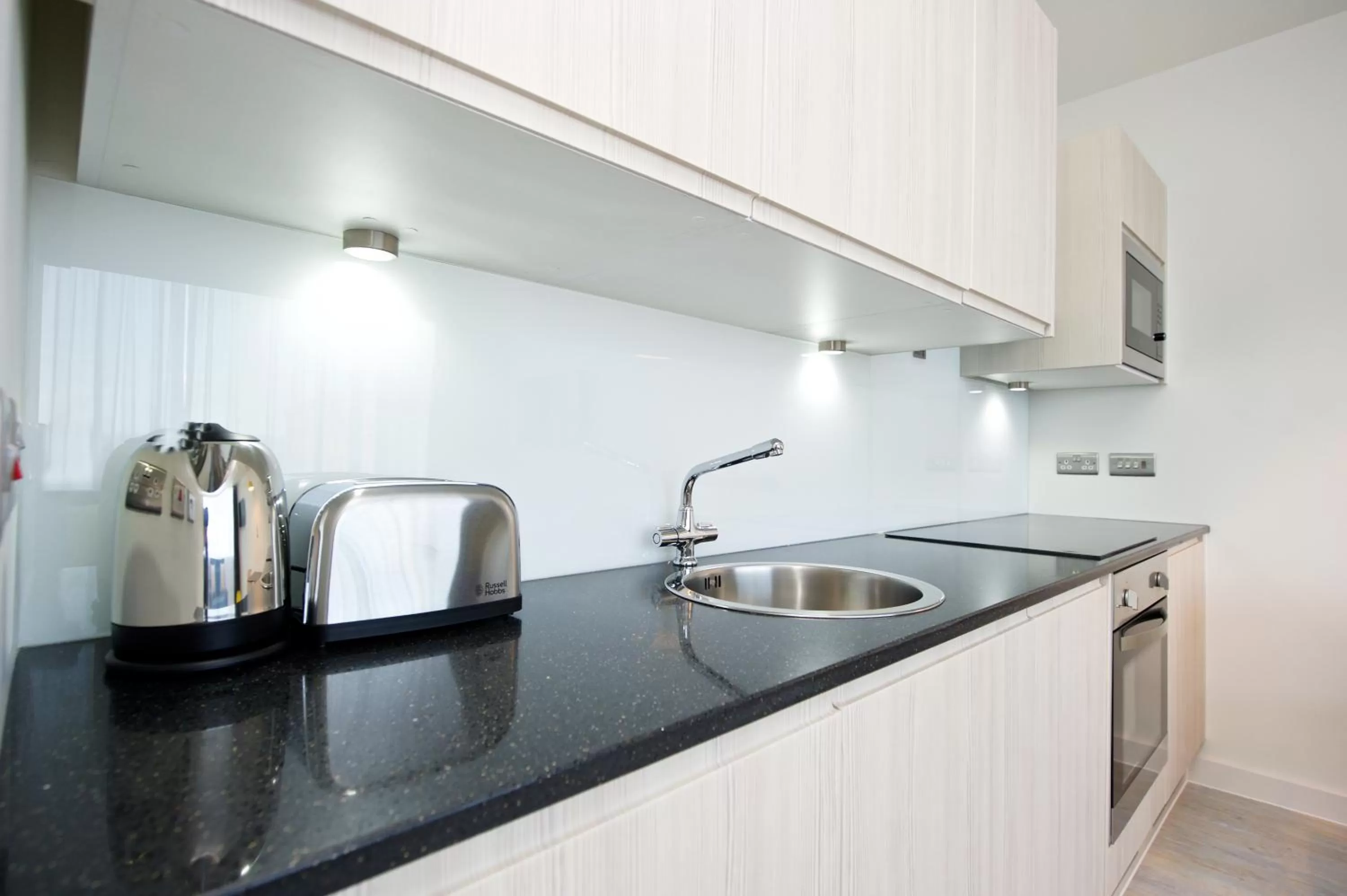 Kitchen or kitchenette in Staycity Aparthotels Manchester Piccadilly