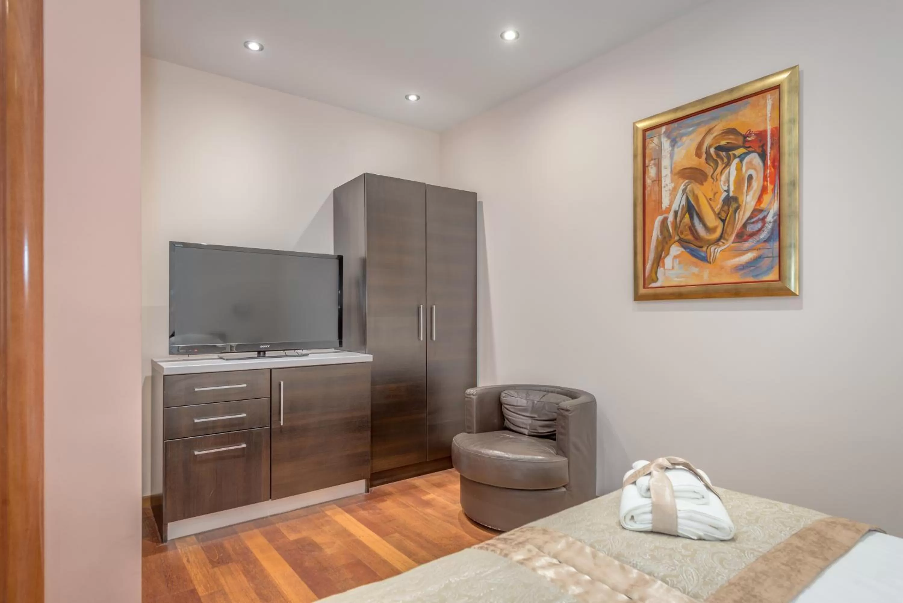 Bedroom, Bed in Palace Suites Heritage Hotel - Adults Only