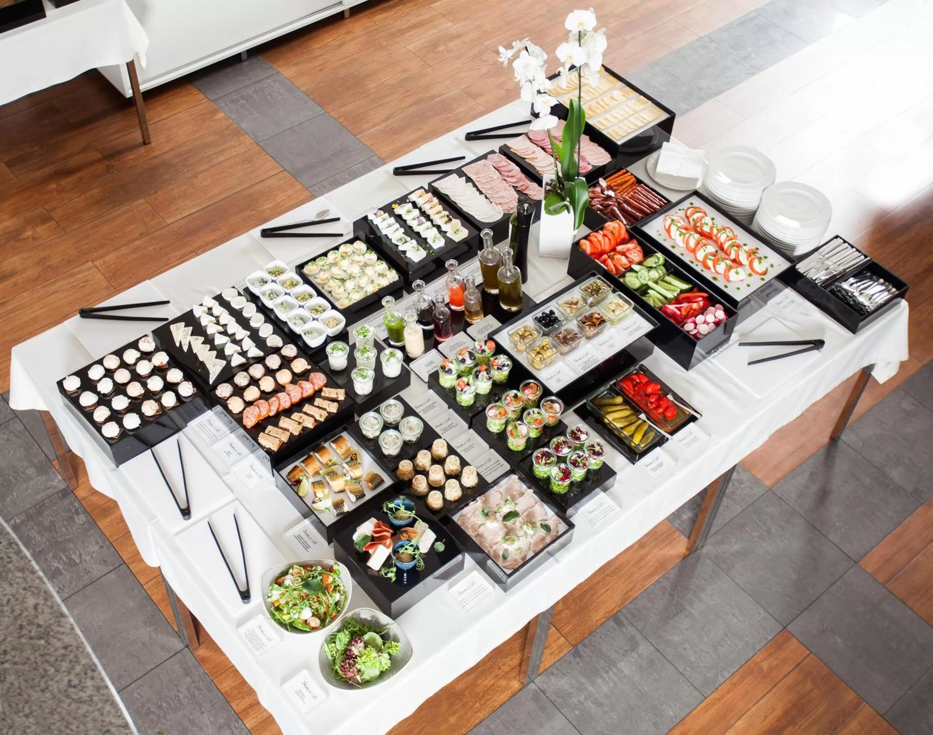 Breakfast in Hotel Moderno Poznań