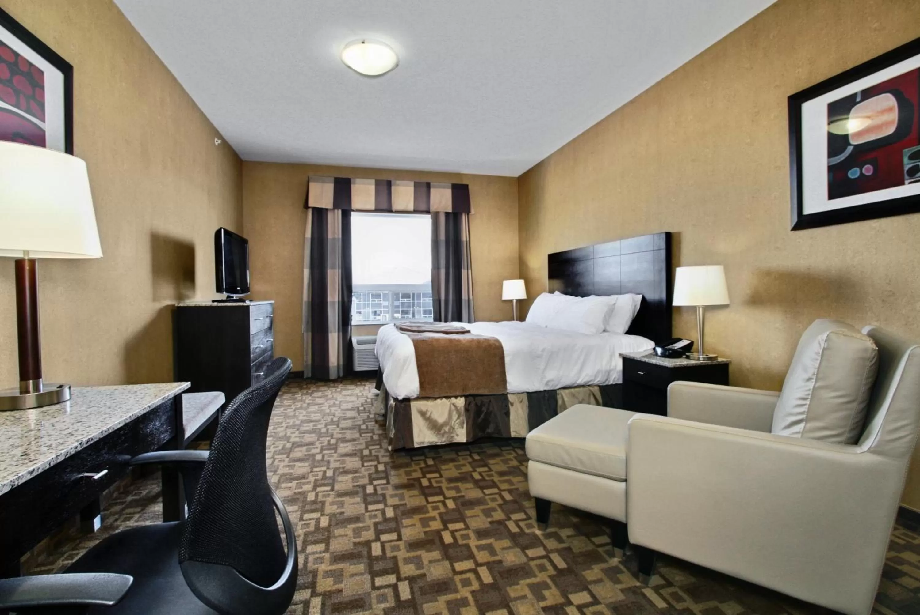 Executive King Suite with Sofa Bed in Best Western Plus South Edmonton Inn & Suites