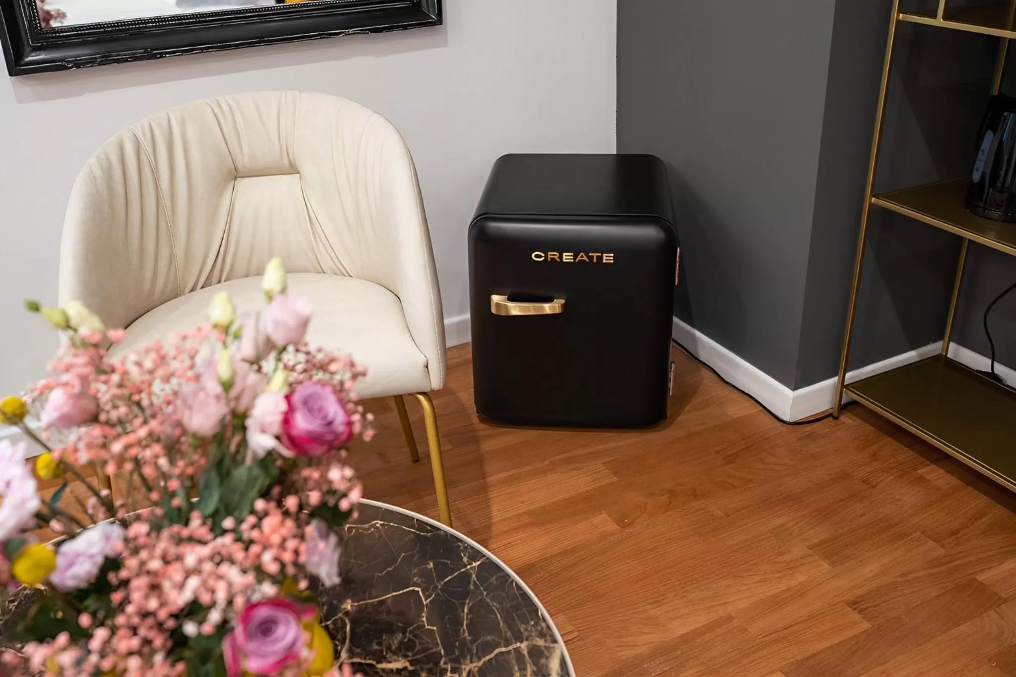 oven in MareLuna Rooms