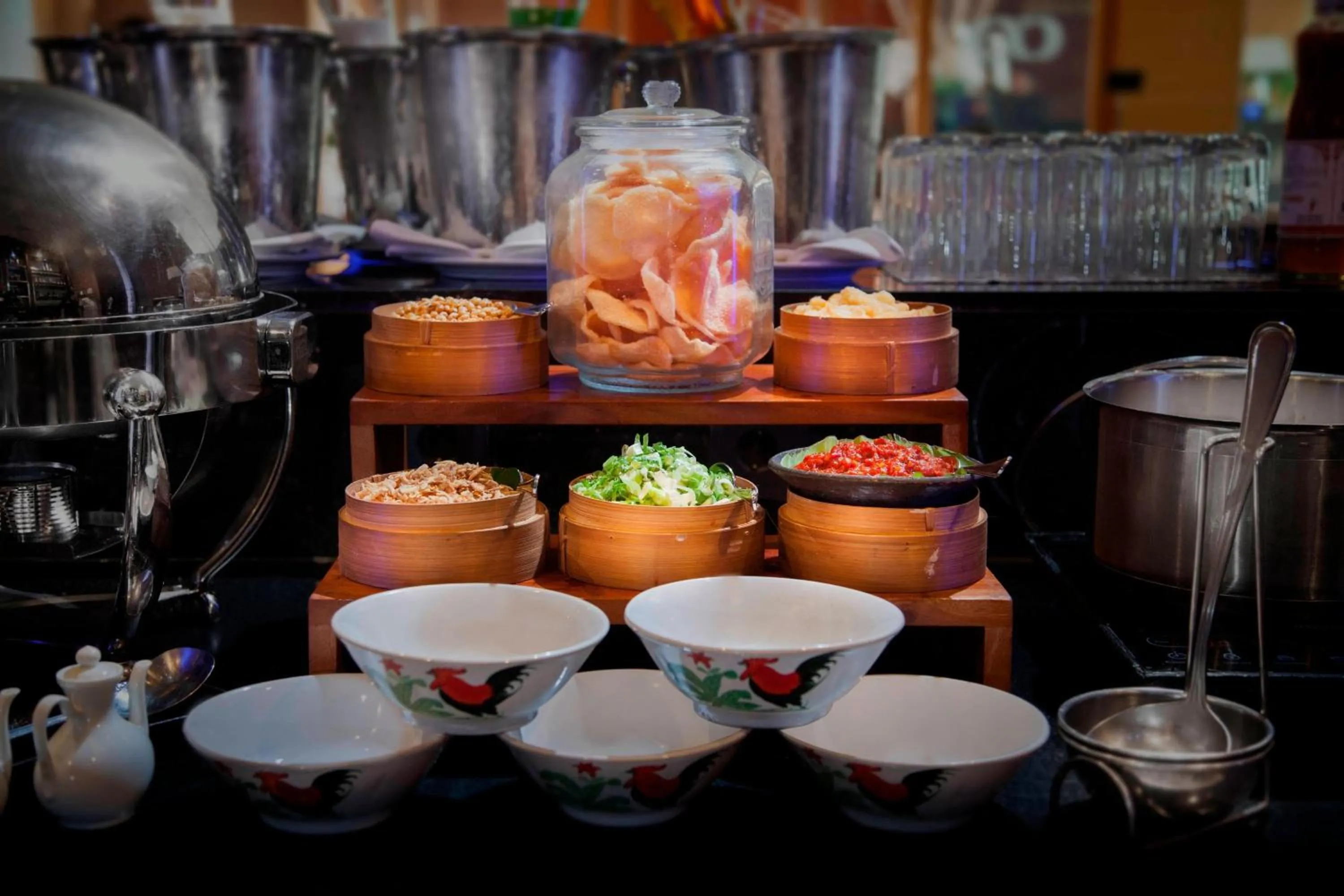 Restaurant/places to eat in The Mayflower, Jakarta-Marriott Executive Apartments