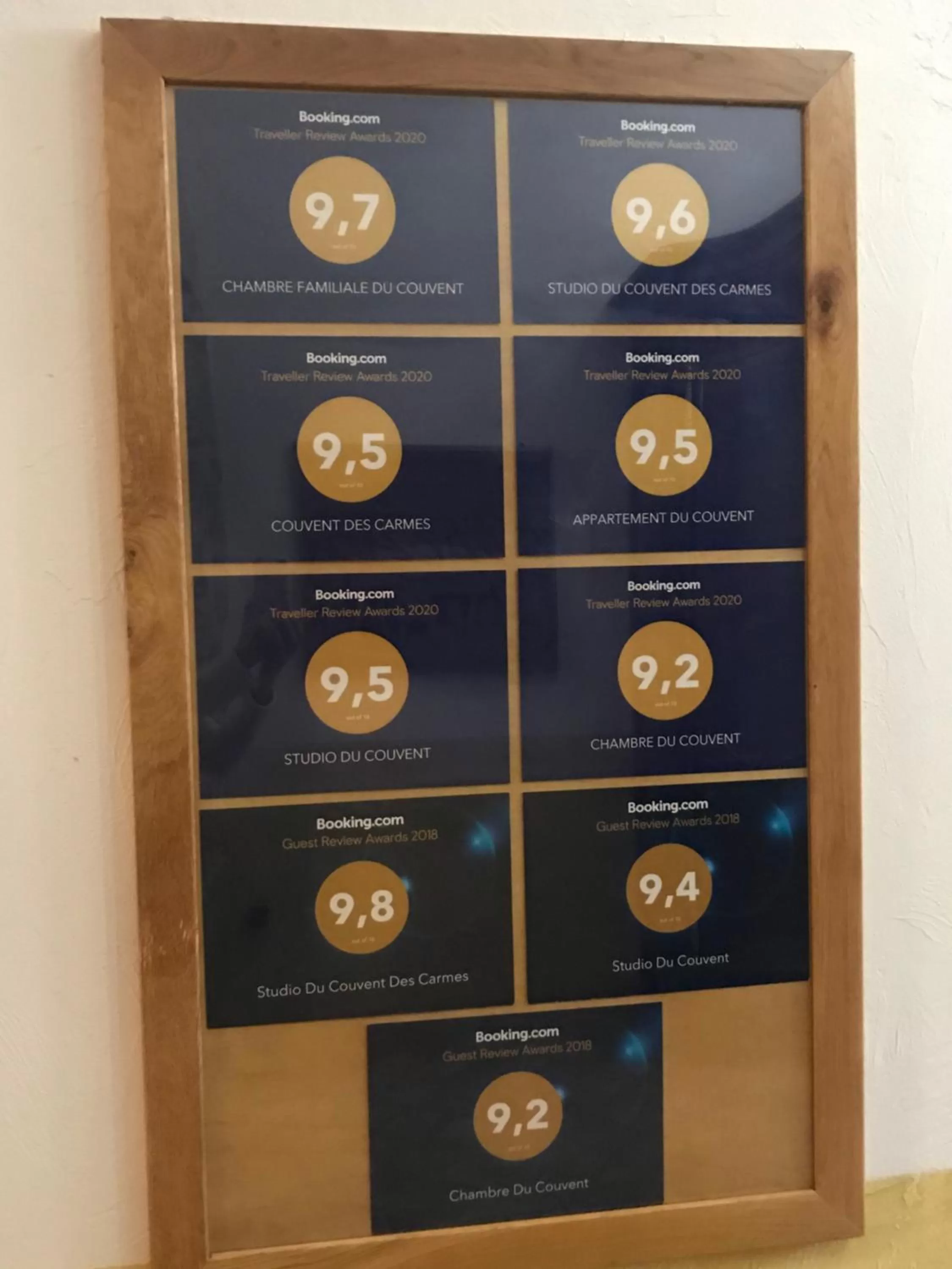 Logo/Certificate/Sign/Award in Chambre du couvent