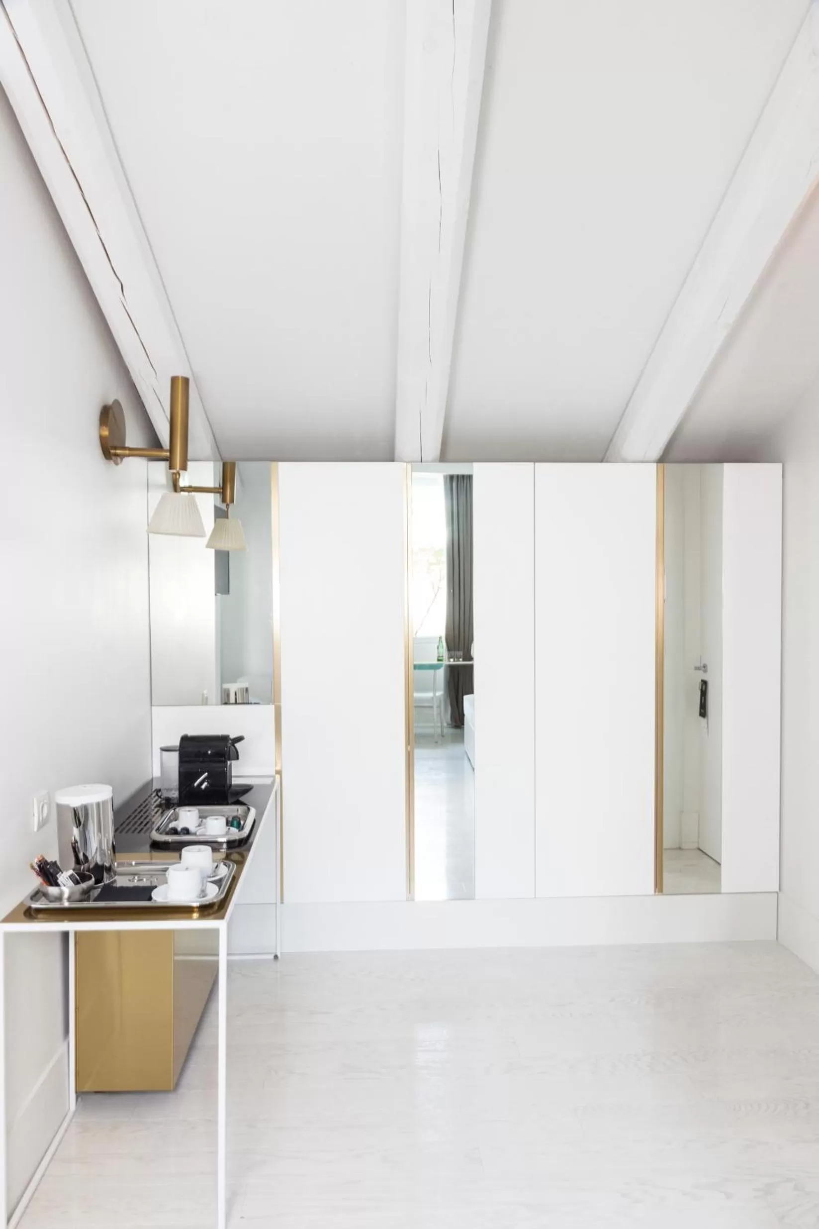 Coffee/tea facilities in Senato Hotel Milano