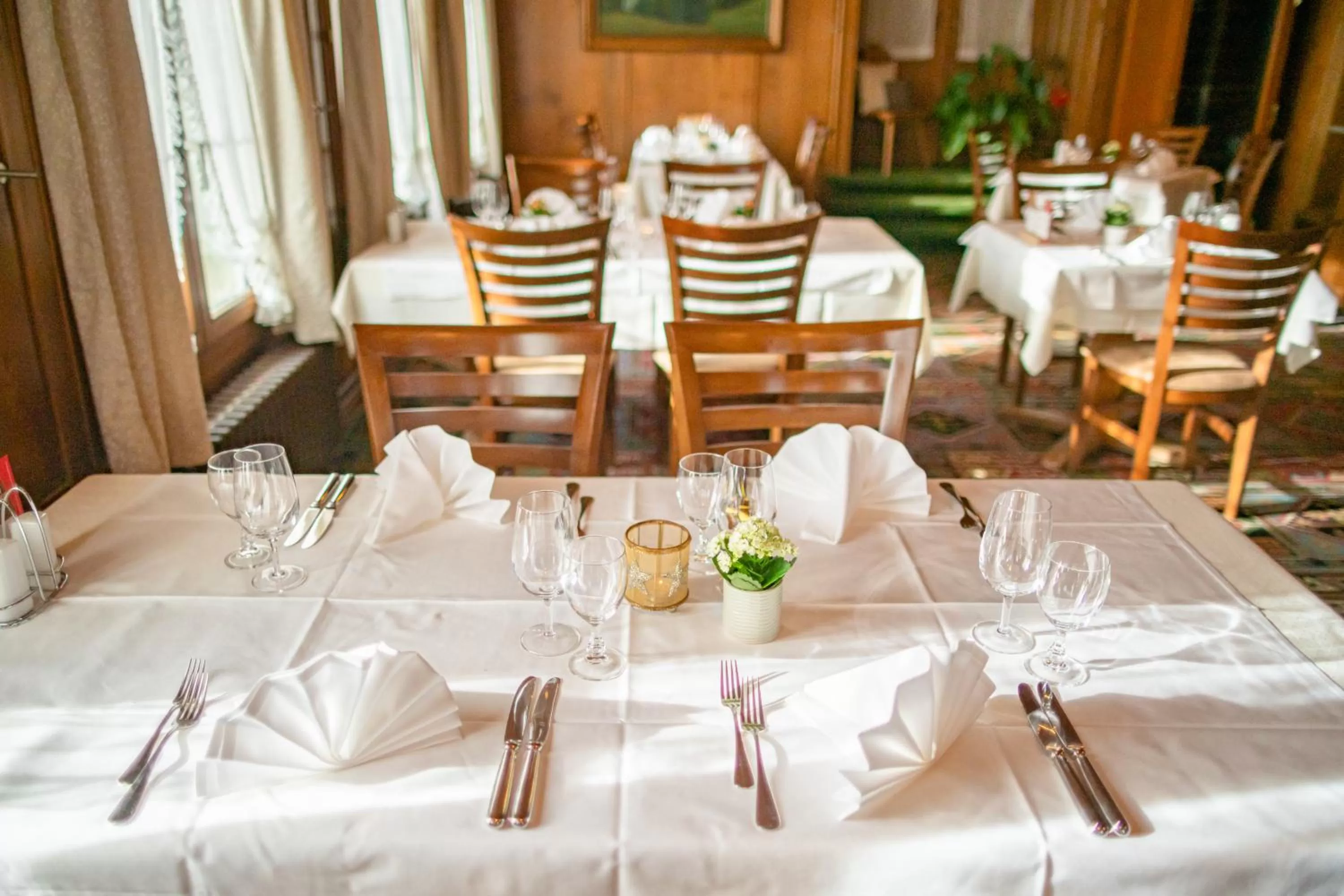 Restaurant/Places to Eat in Hotel Restaurant Bad Gutenburg