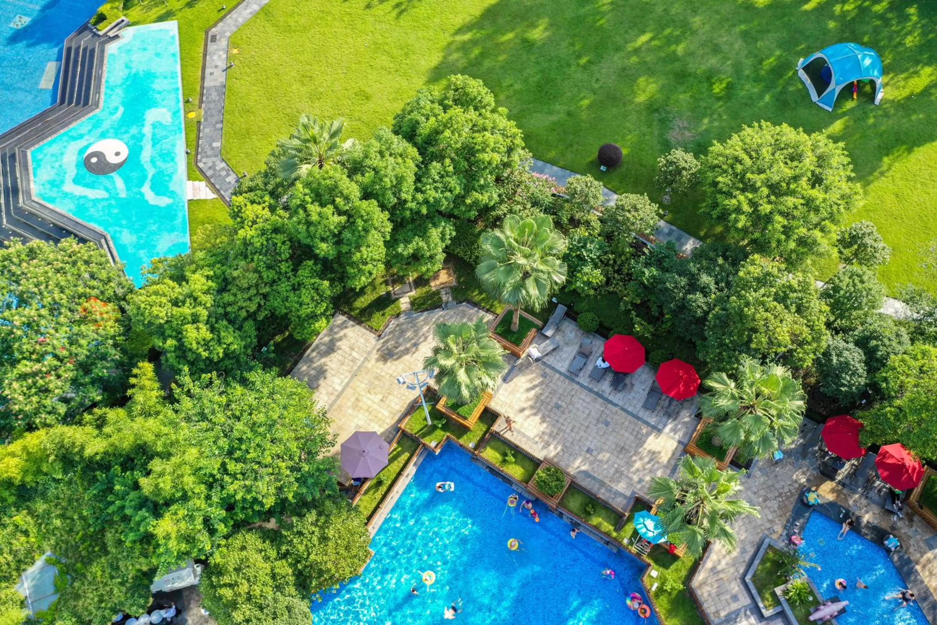 Garden view in Shangri-La Guilin