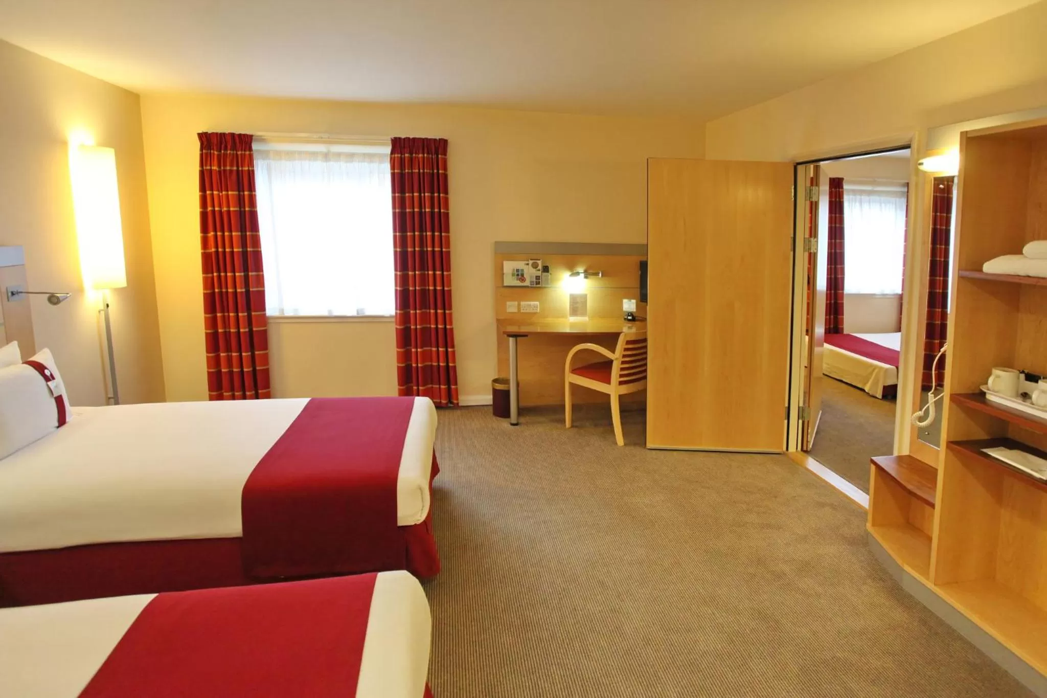 Photo of the whole room, Bed in Holiday Inn Express Birmingham Redditch by IHG