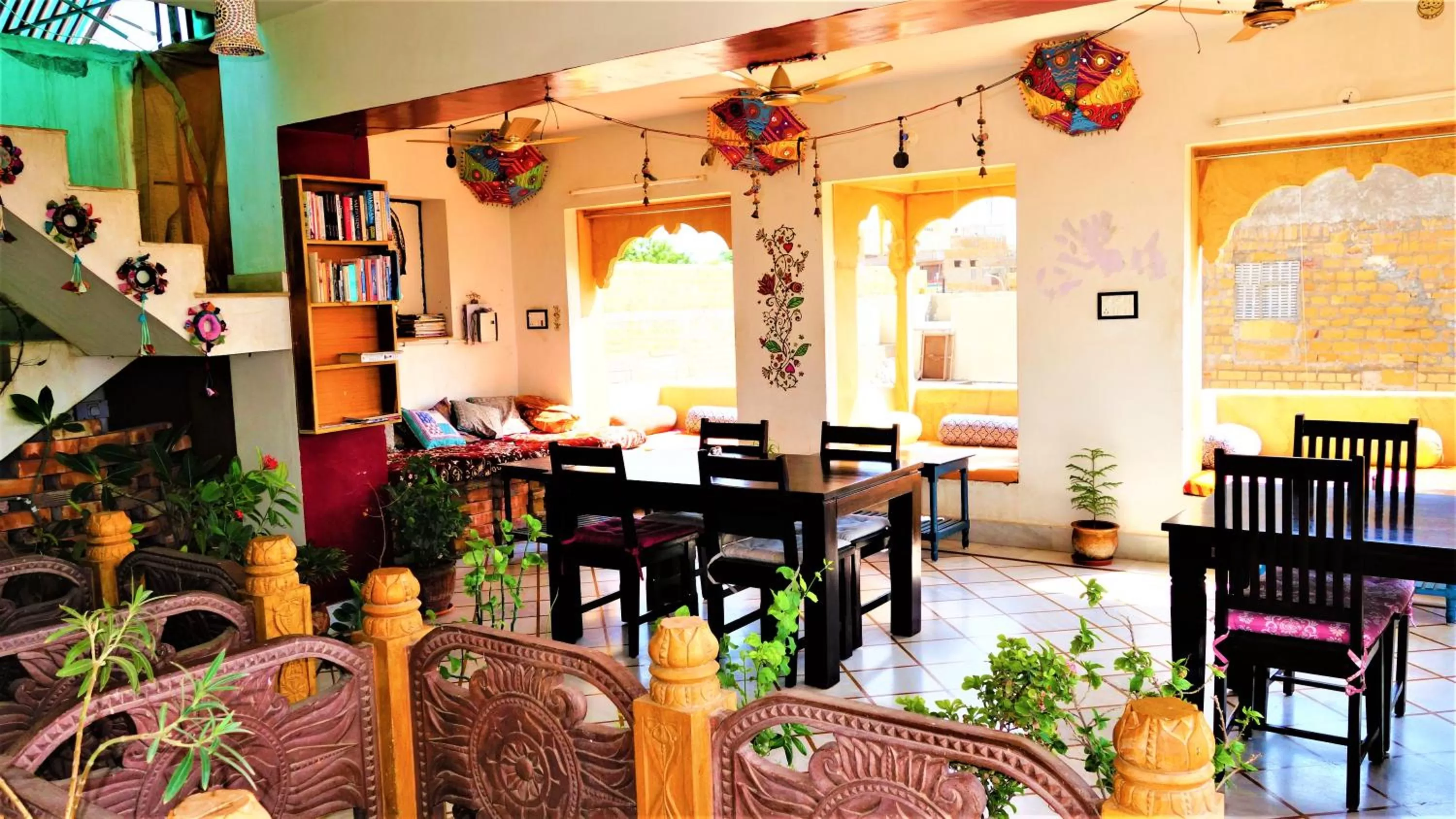 Restaurant/places to eat in The Wanderlust Guest House & Safari