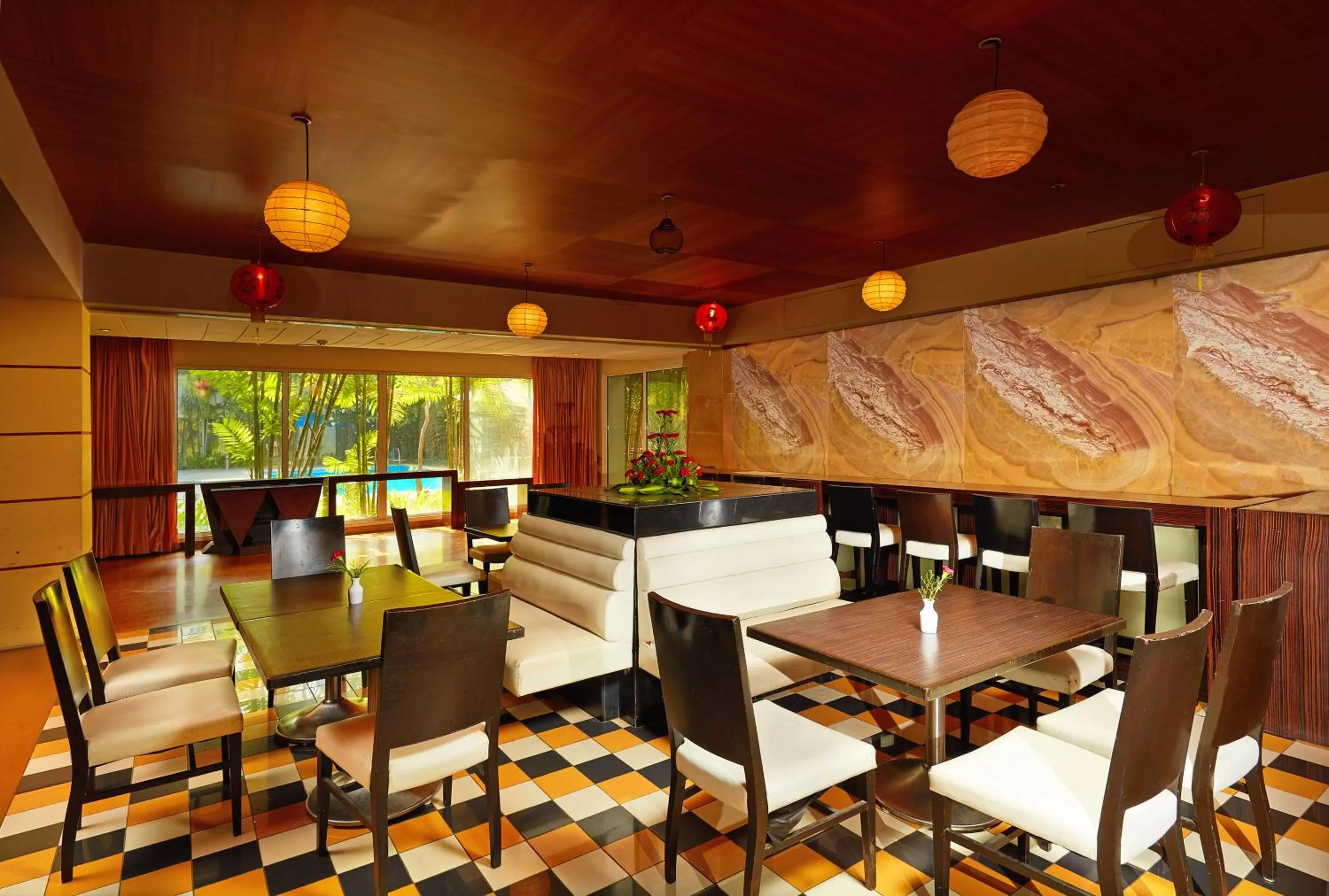 Restaurant/places to eat in Park Plaza Chennai OMR