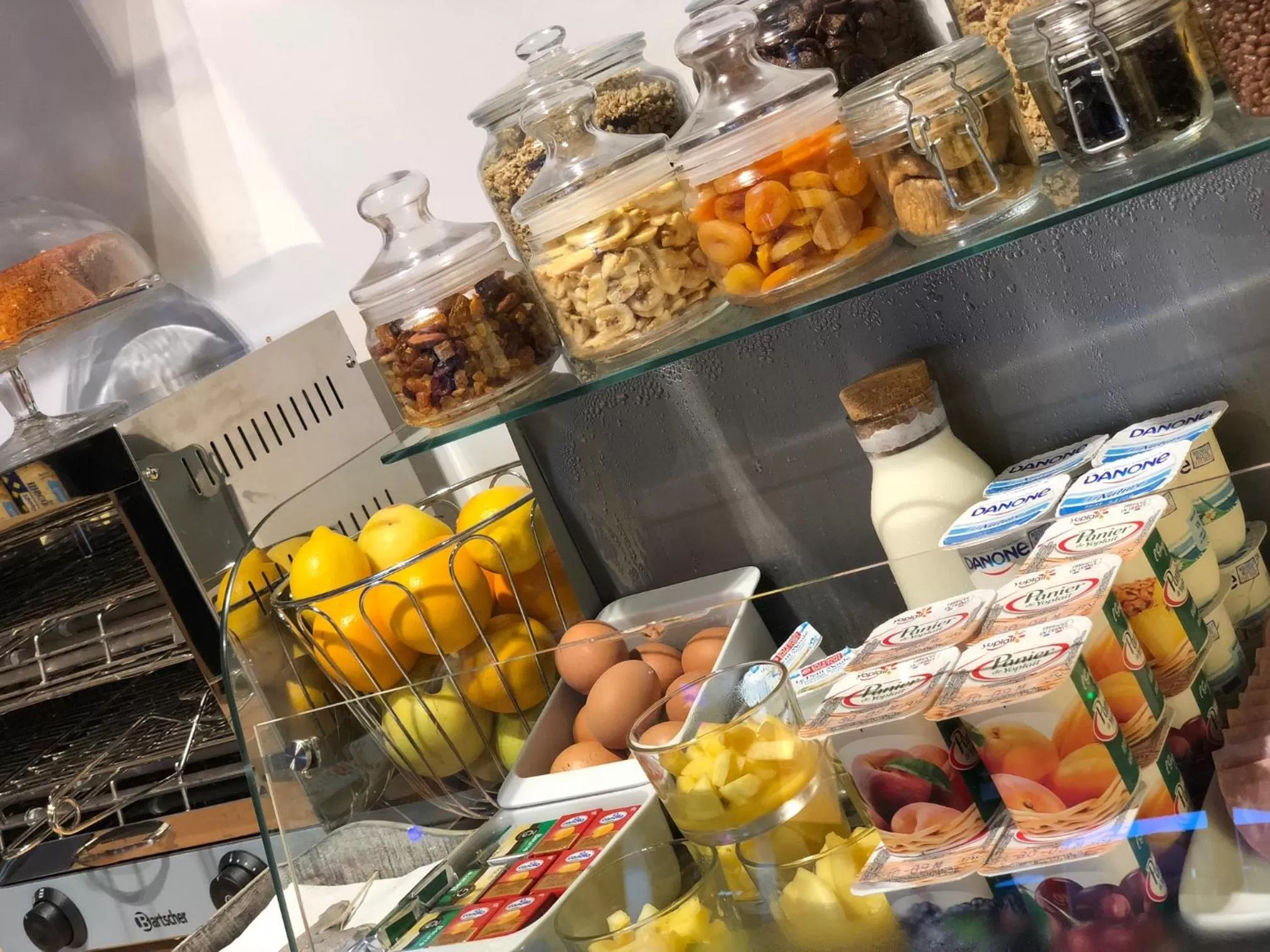 Breakfast in FastHôtel Biarritz Bidart Côte-Basque - Un hôtel FH Collection