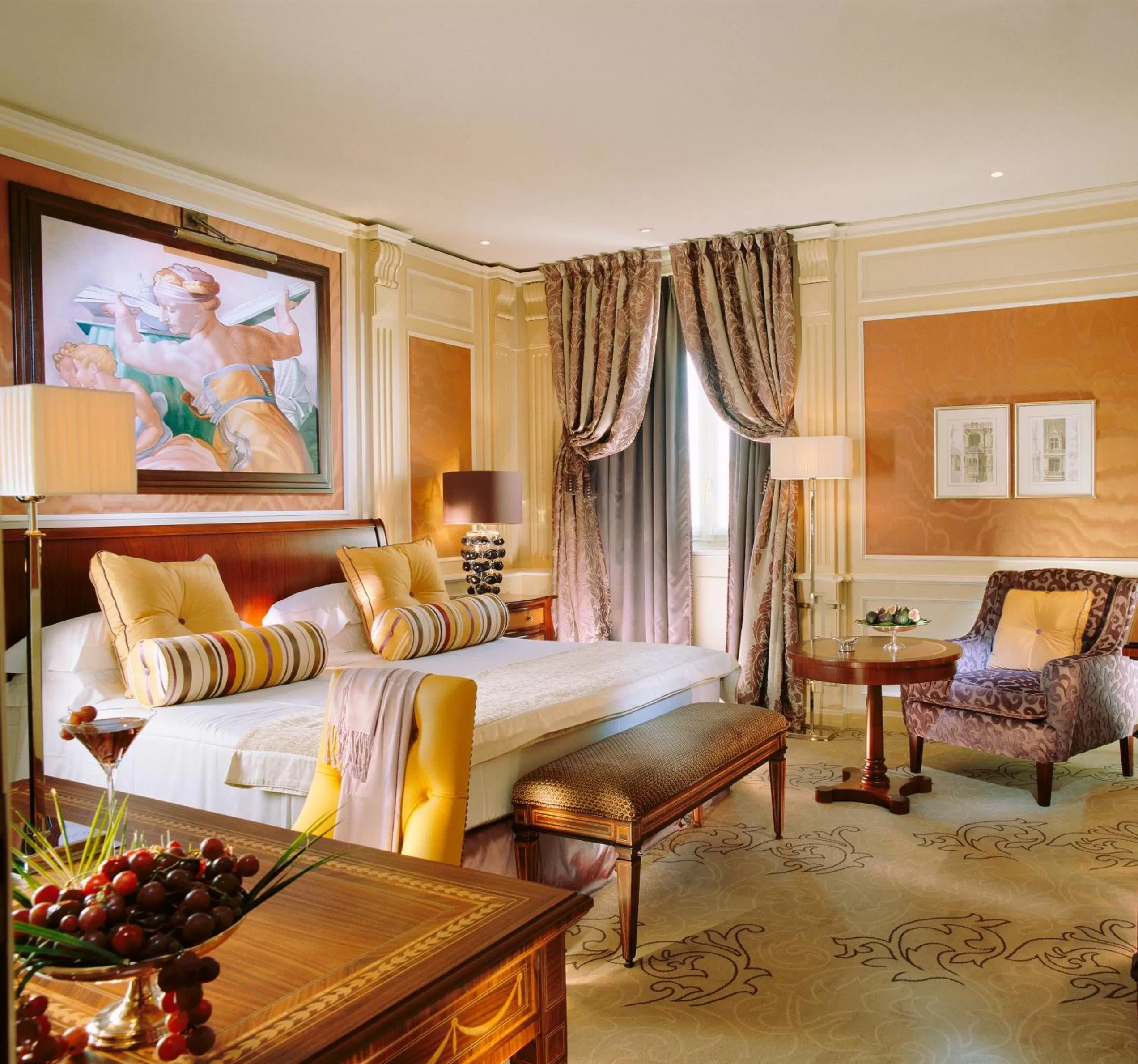 Deluxe Double Room in Hotel Principe Di Savoia - Dorchester Collection