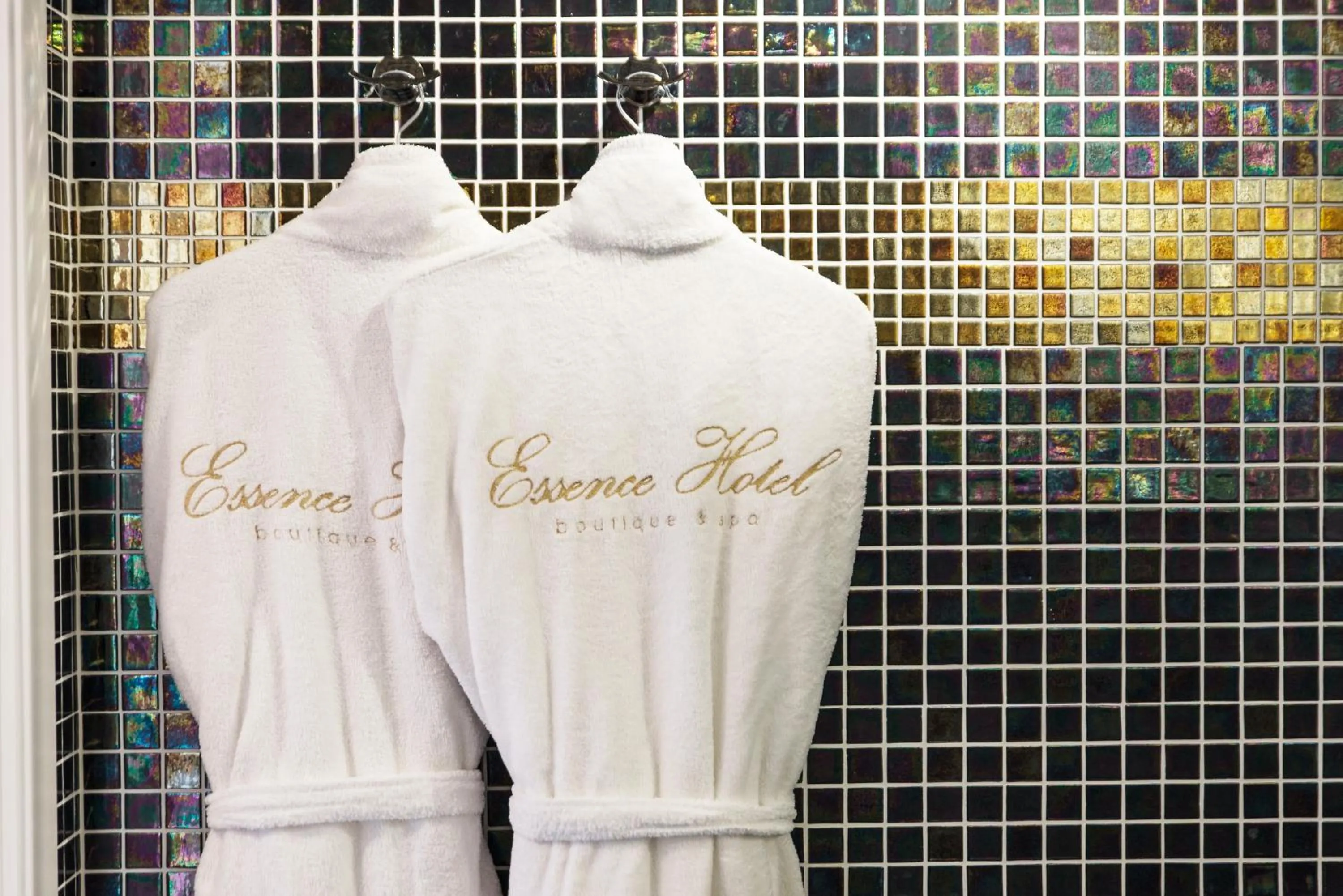 Shower in Essence Hotel Boutique