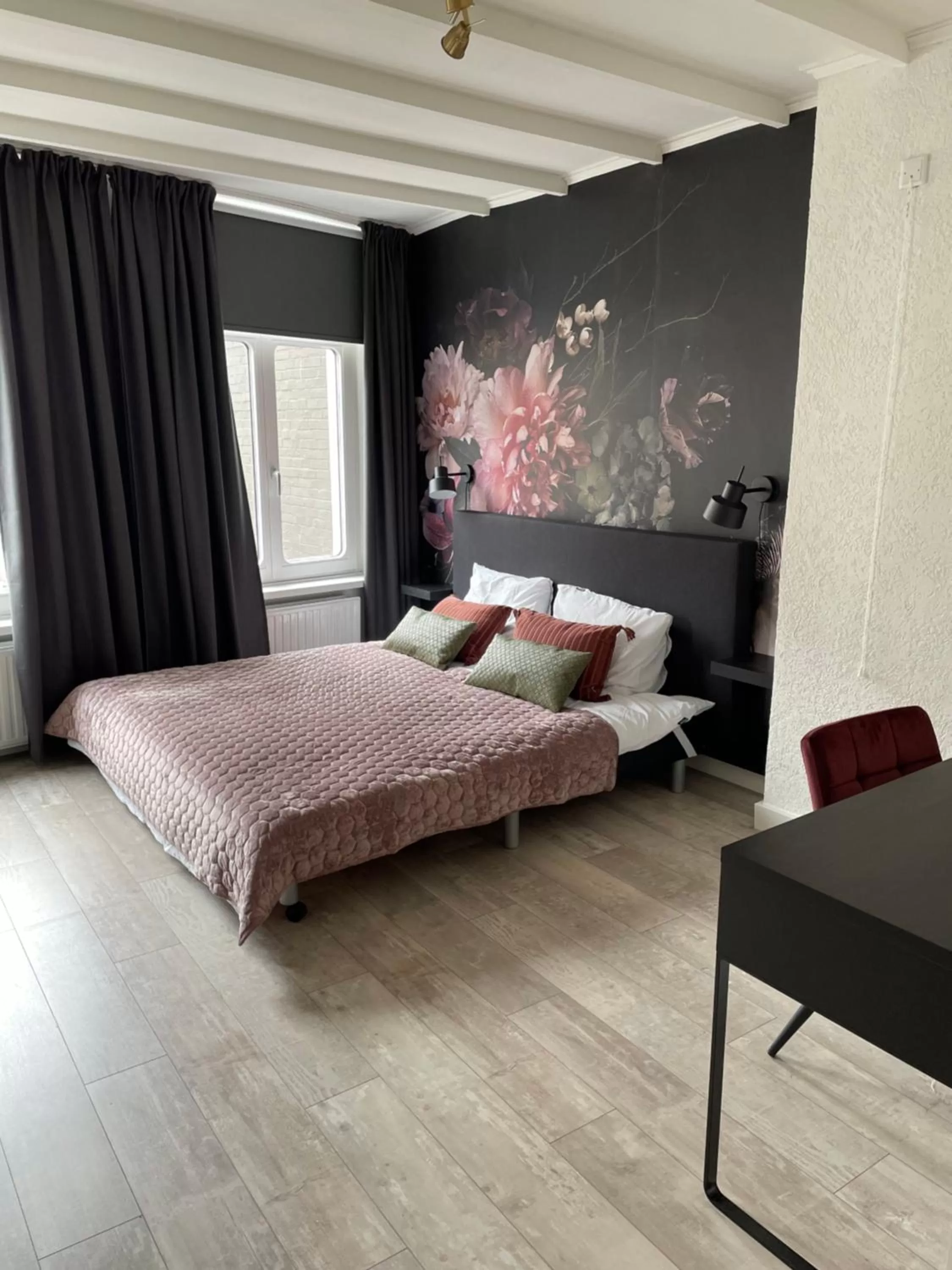 Bedroom, Bed in BnB Bruxelles - Studios & Apartments
