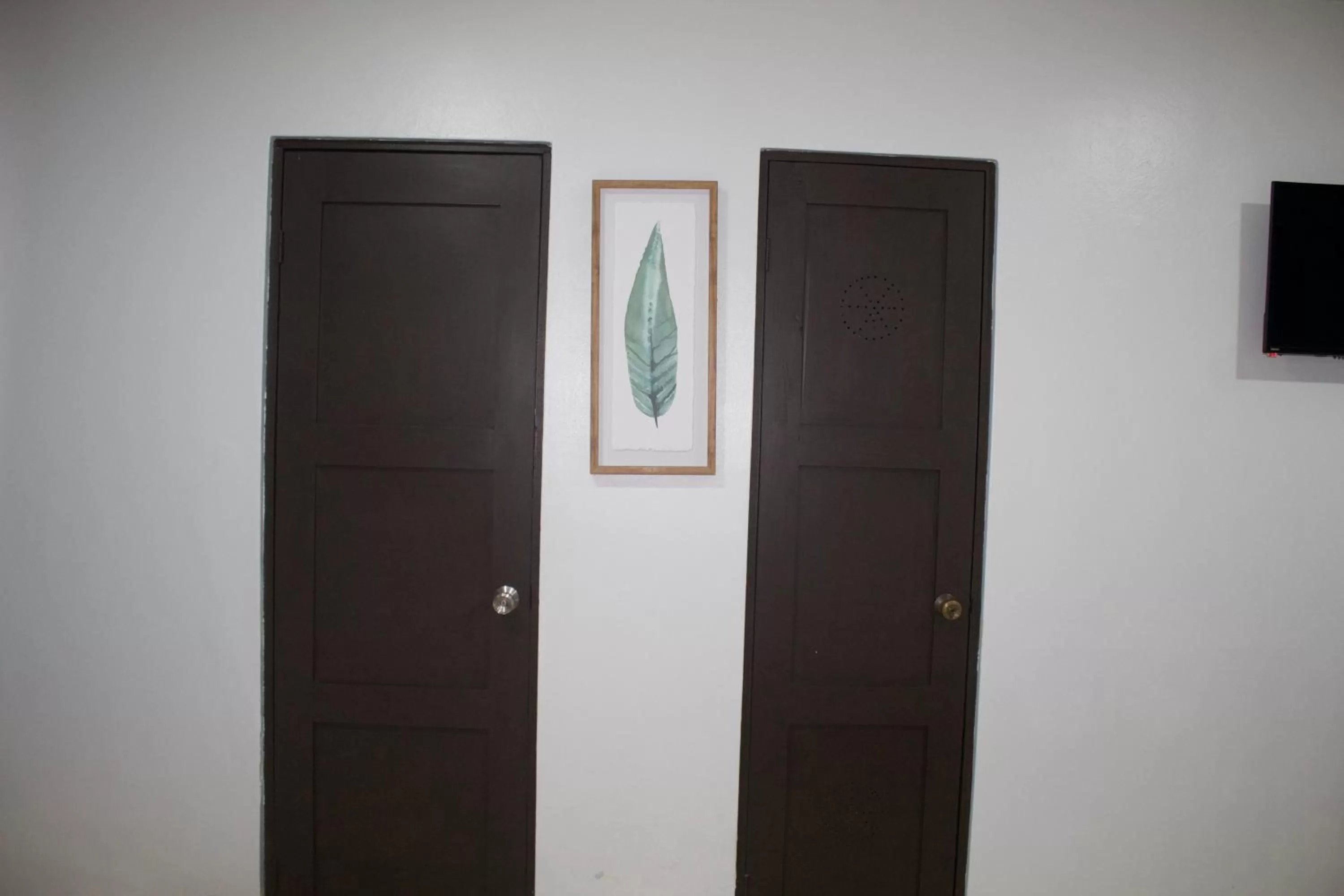 wardrobe in Hotel Cañas