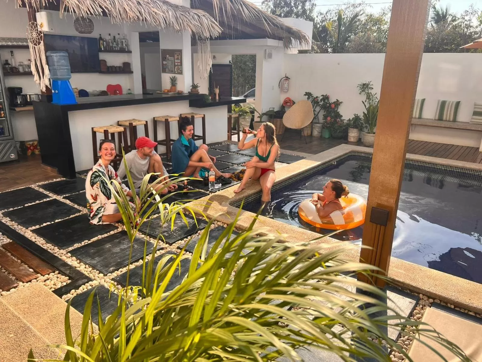 People in Punta Kai Hotel Hostal